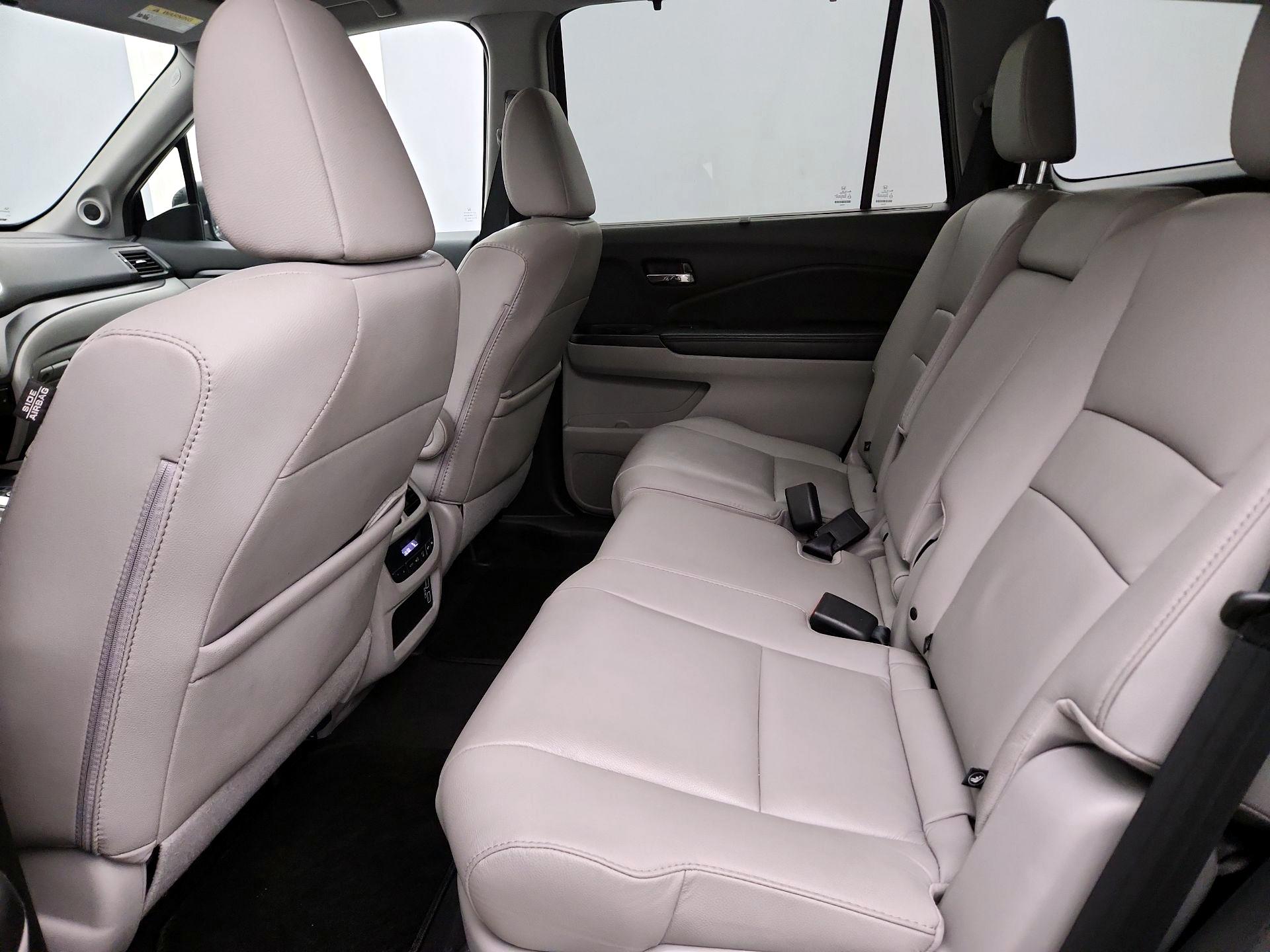 Thumbnail: 2021 Honda Pilot - 20