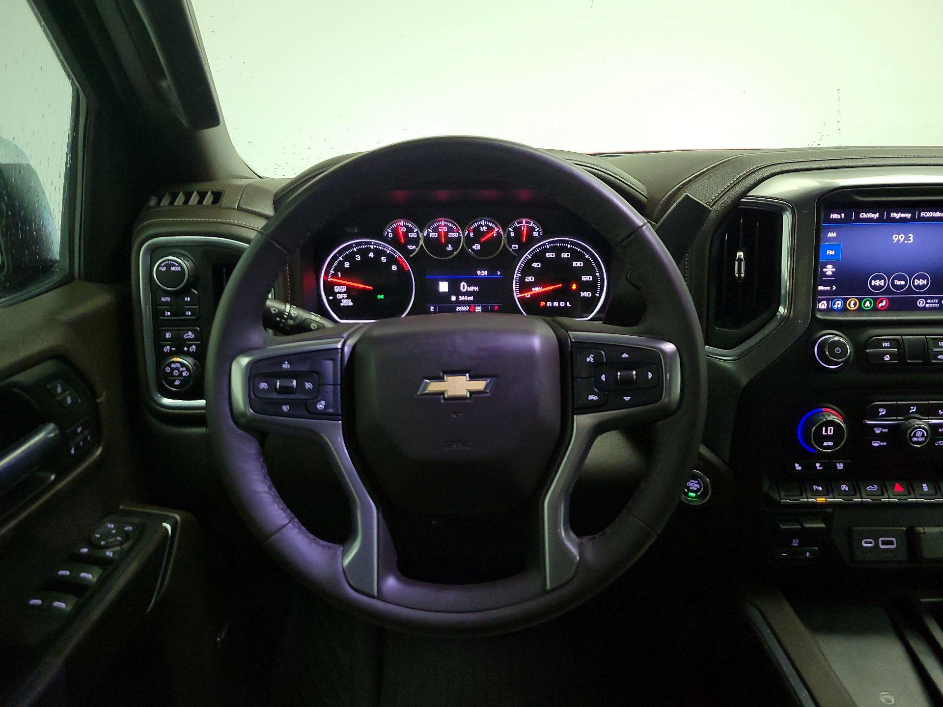 Thumbnail: 2022 Chevrolet Silverado 1500 - 10