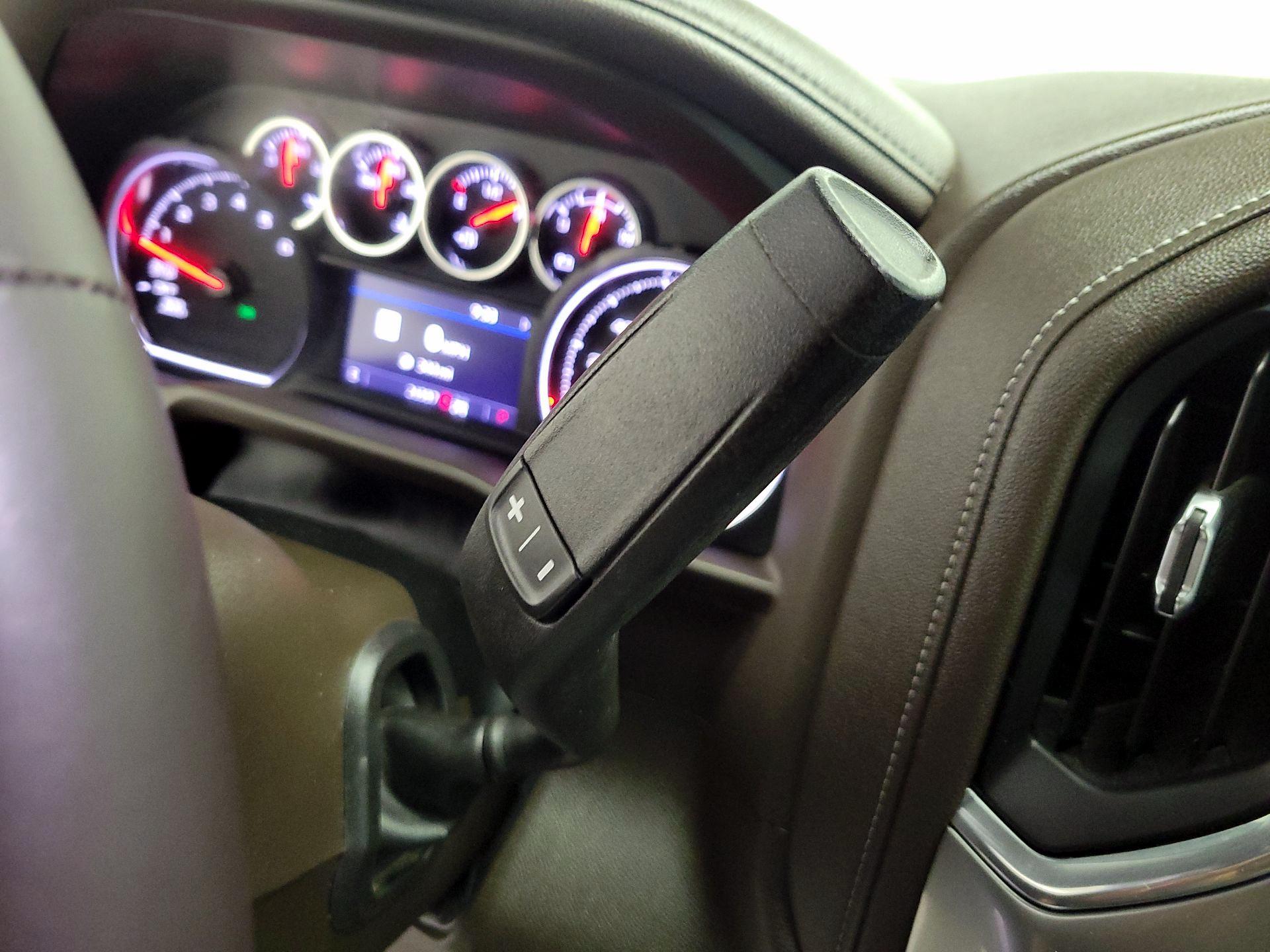 Thumbnail: 2022 Chevrolet Silverado 1500 - 17
