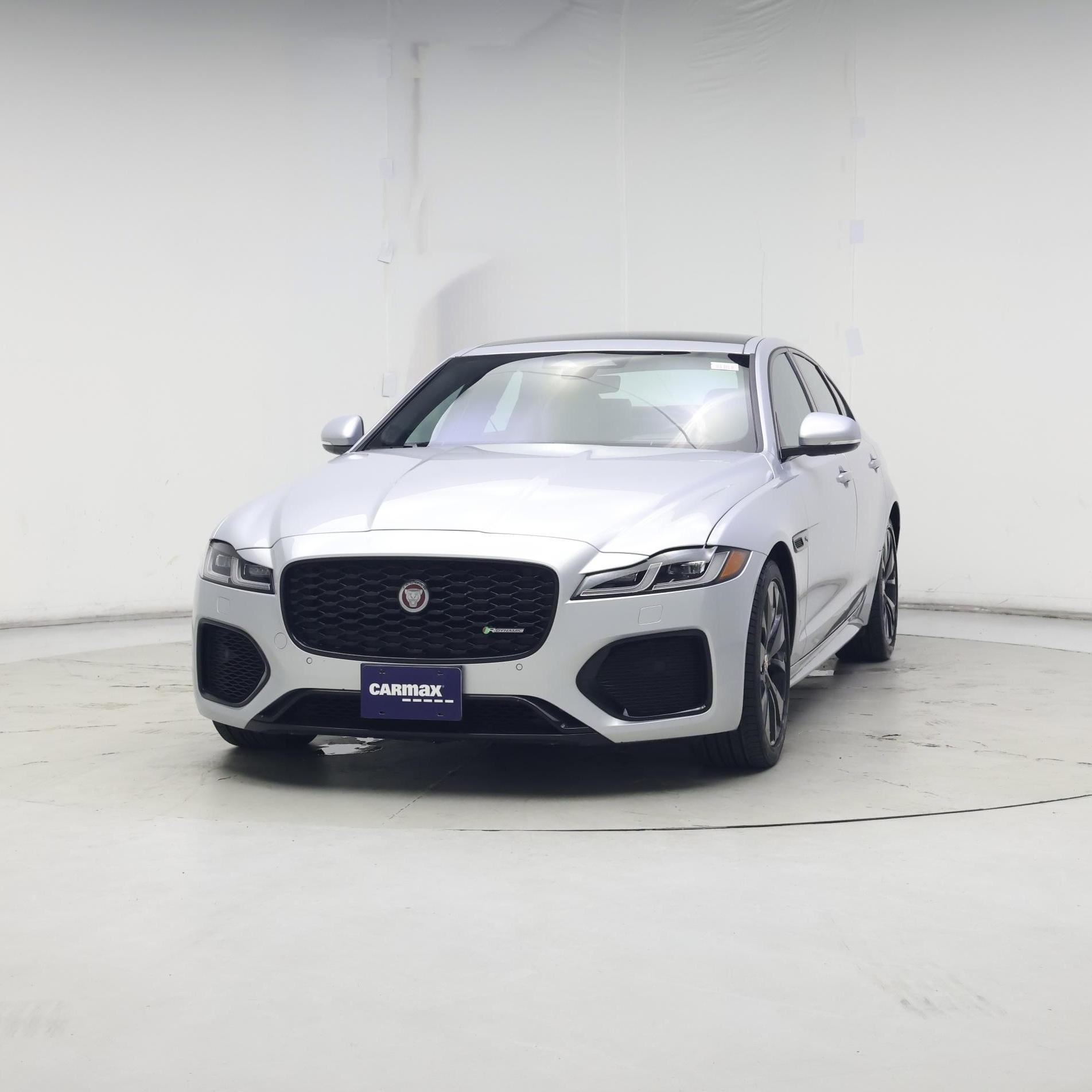 Thumbnail: 2022 Jaguar XF - 4