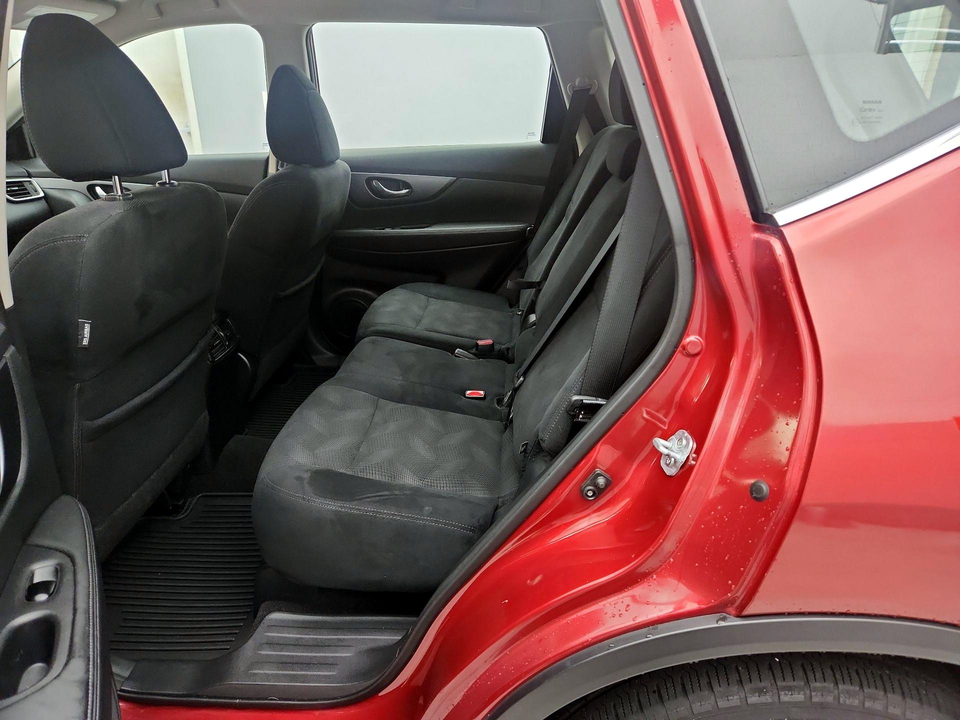 Thumbnail: 2016 Nissan Rogue - 19