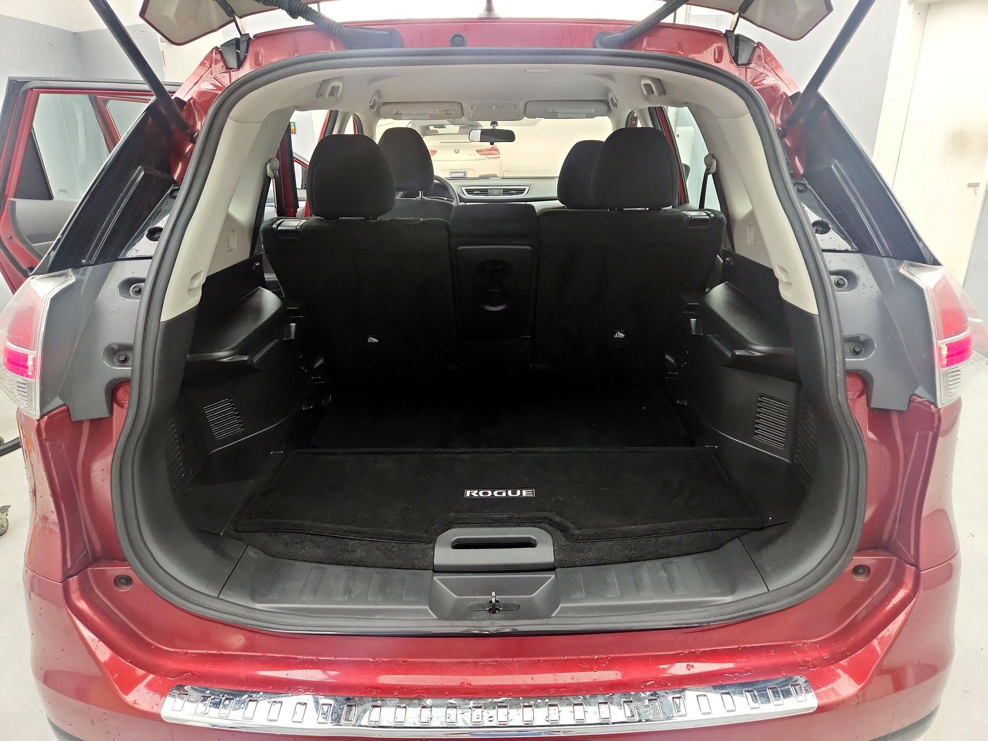 Thumbnail: 2016 Nissan Rogue - 20