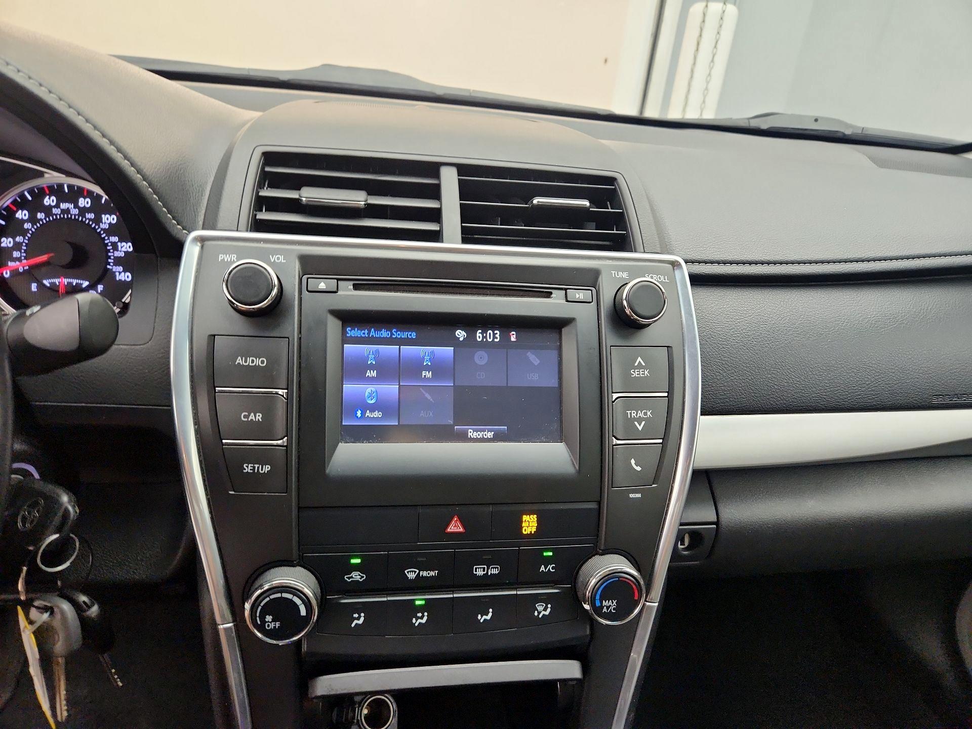 Thumbnail: 2015 Toyota Camry - 15