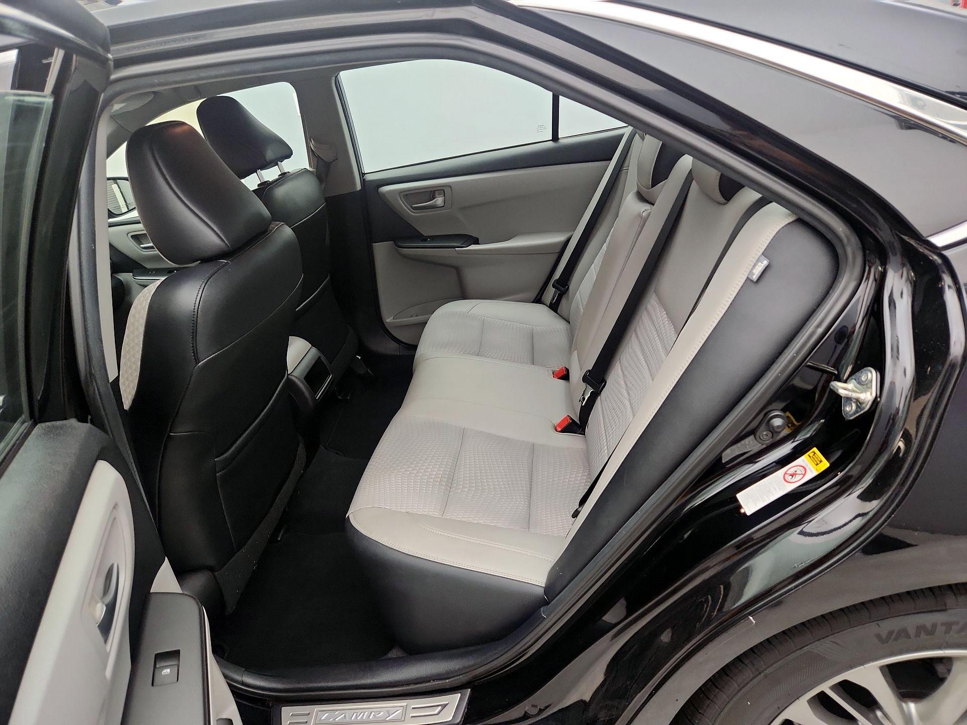 Thumbnail: 2015 Toyota Camry - 19