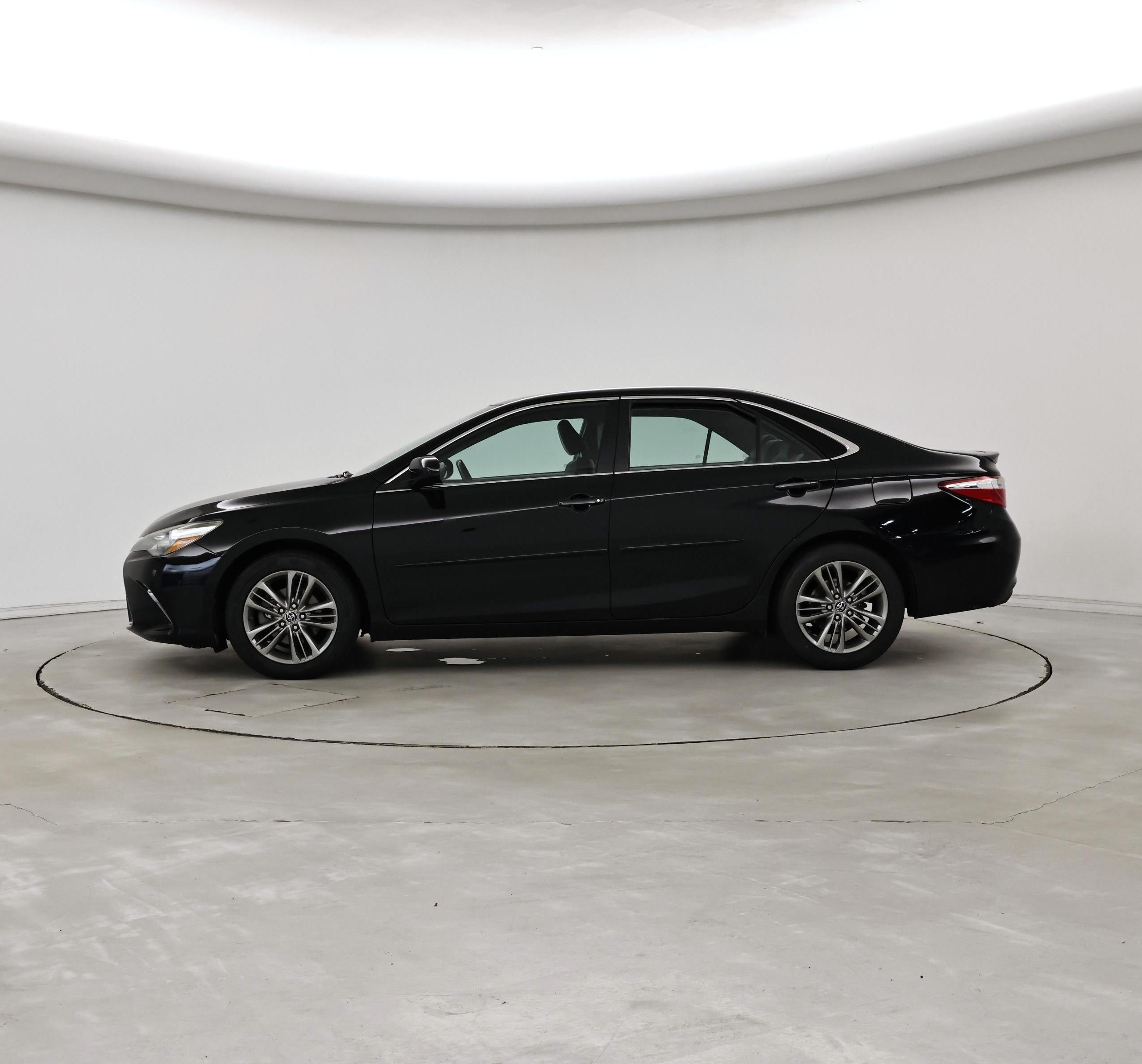Thumbnail: 2015 Toyota Camry - 3