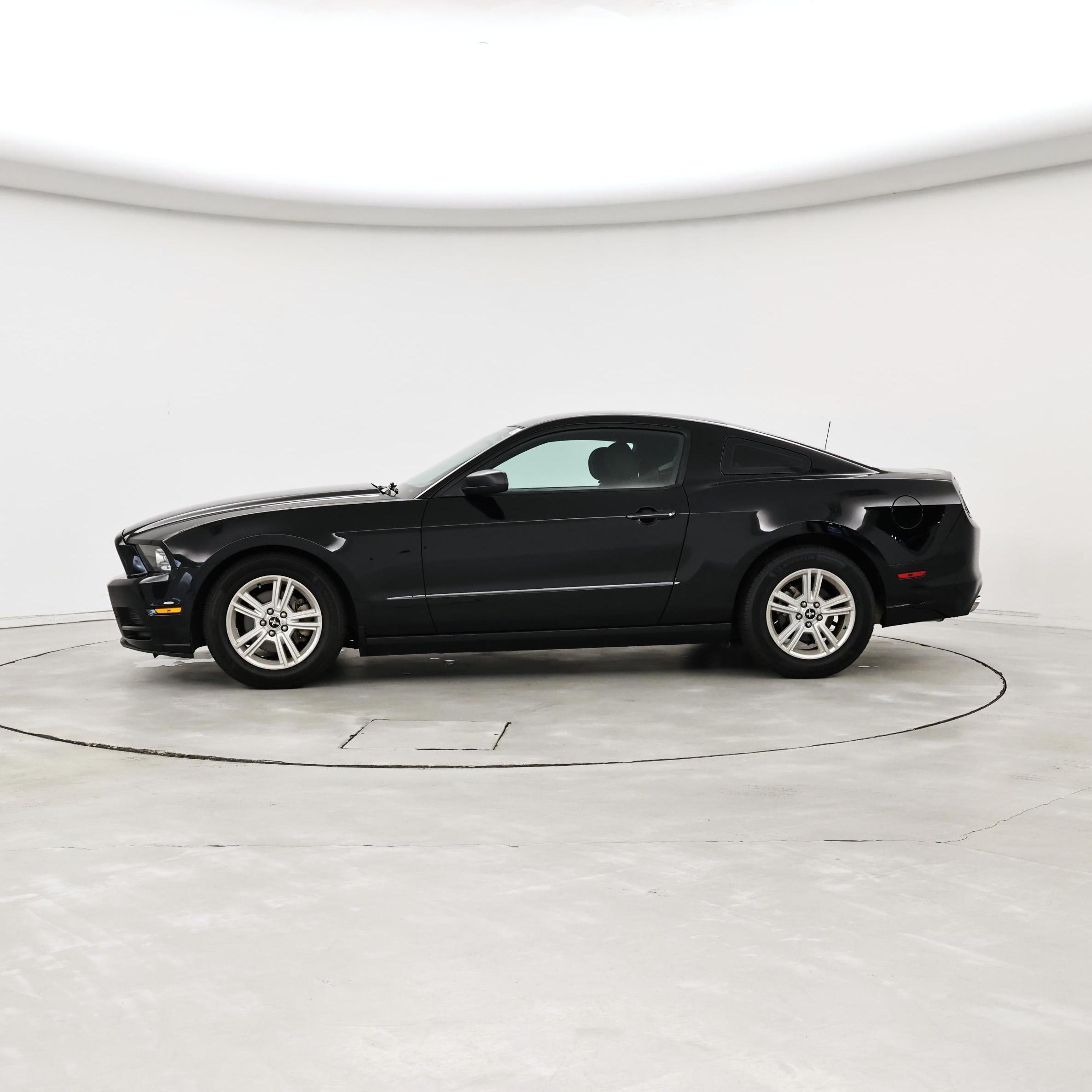 Thumbnail: 2014 Ford Mustang - 3