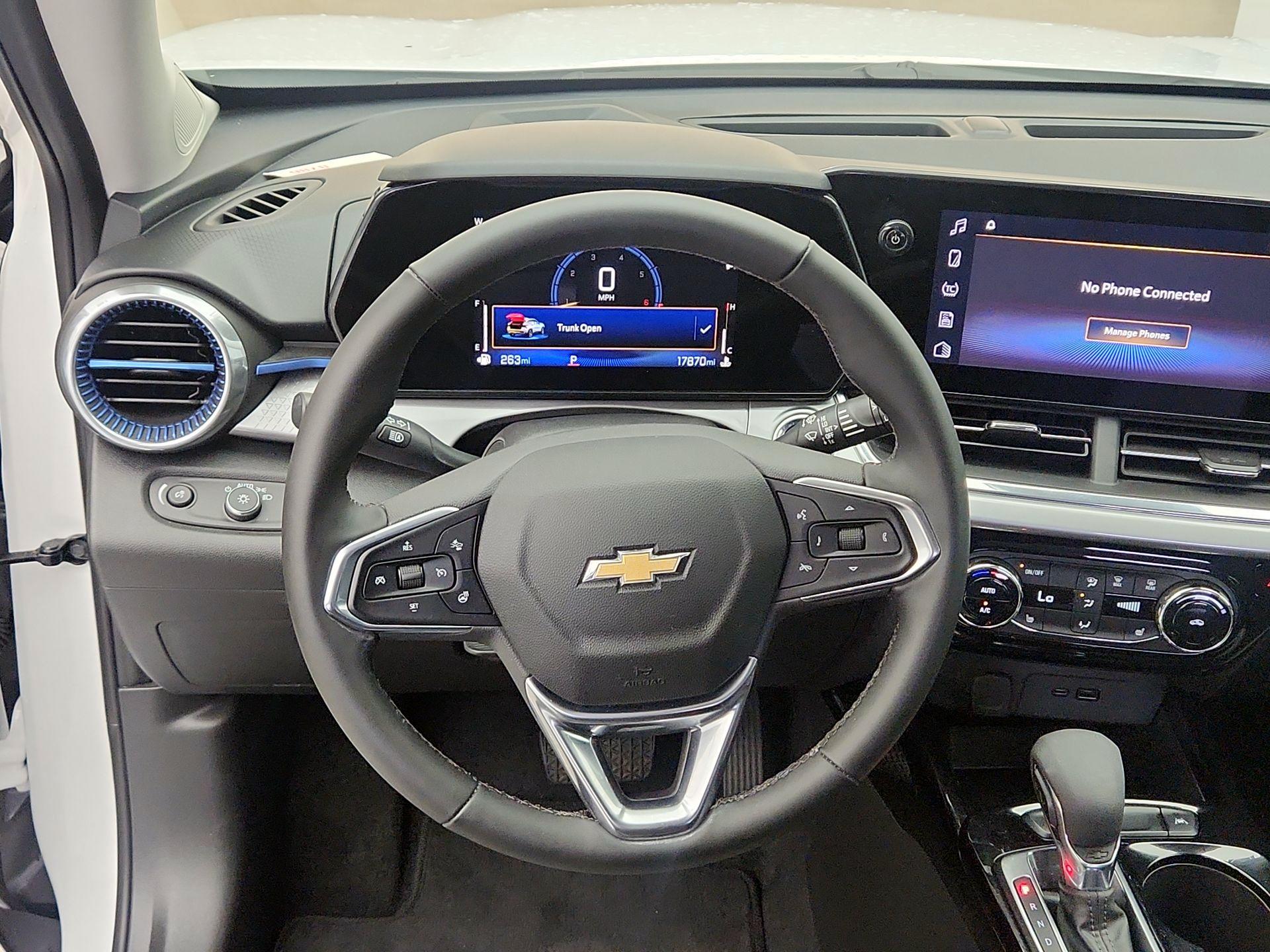 Thumbnail: 2024 Chevrolet Trax - 10