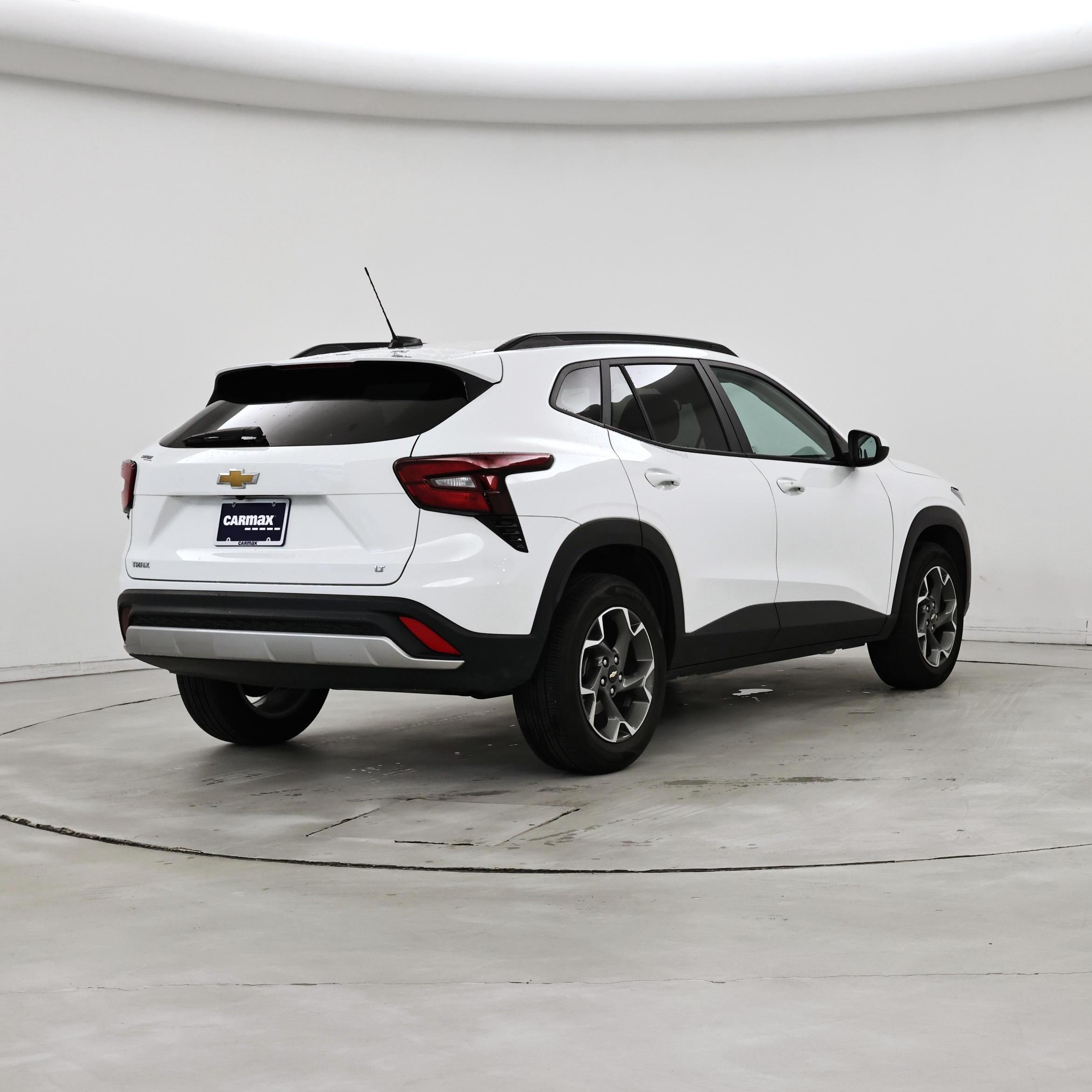 Thumbnail: 2024 Chevrolet Trax - 8