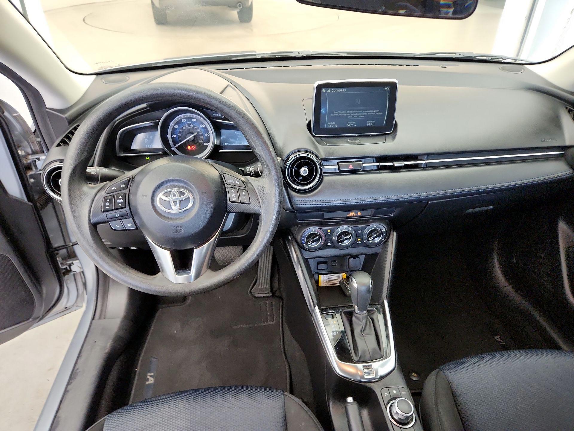 Thumbnail: 2018 Toyota Yaris iA - 9