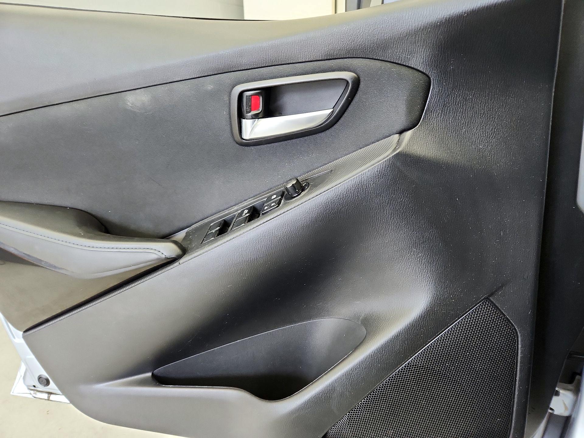 Thumbnail: 2018 Toyota Yaris iA - 12