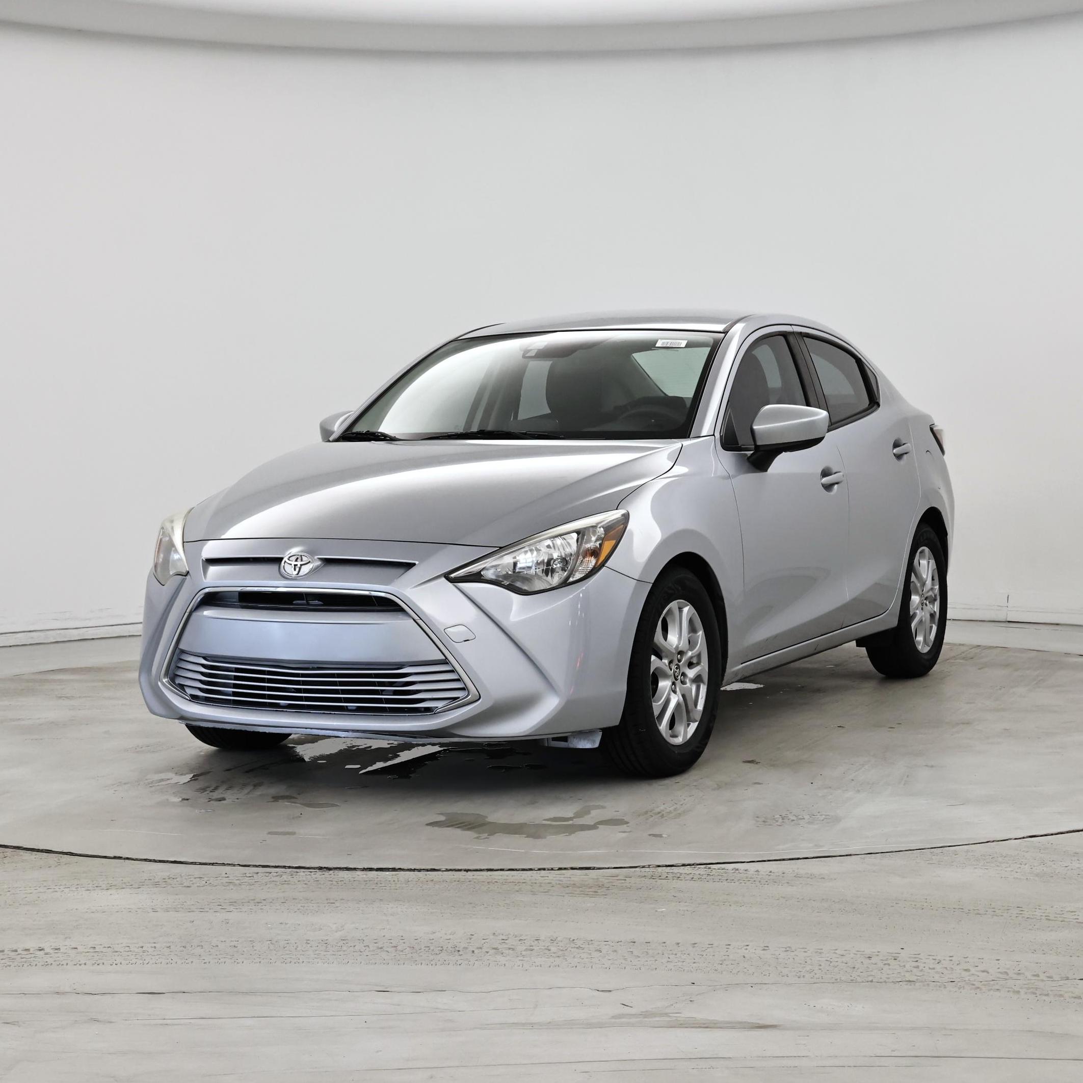 Thumbnail: 2018 Toyota Yaris iA - 4
