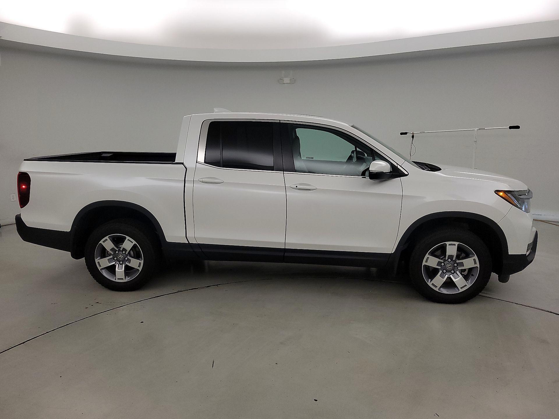 Thumbnail: 2024 Honda Ridgeline - 4