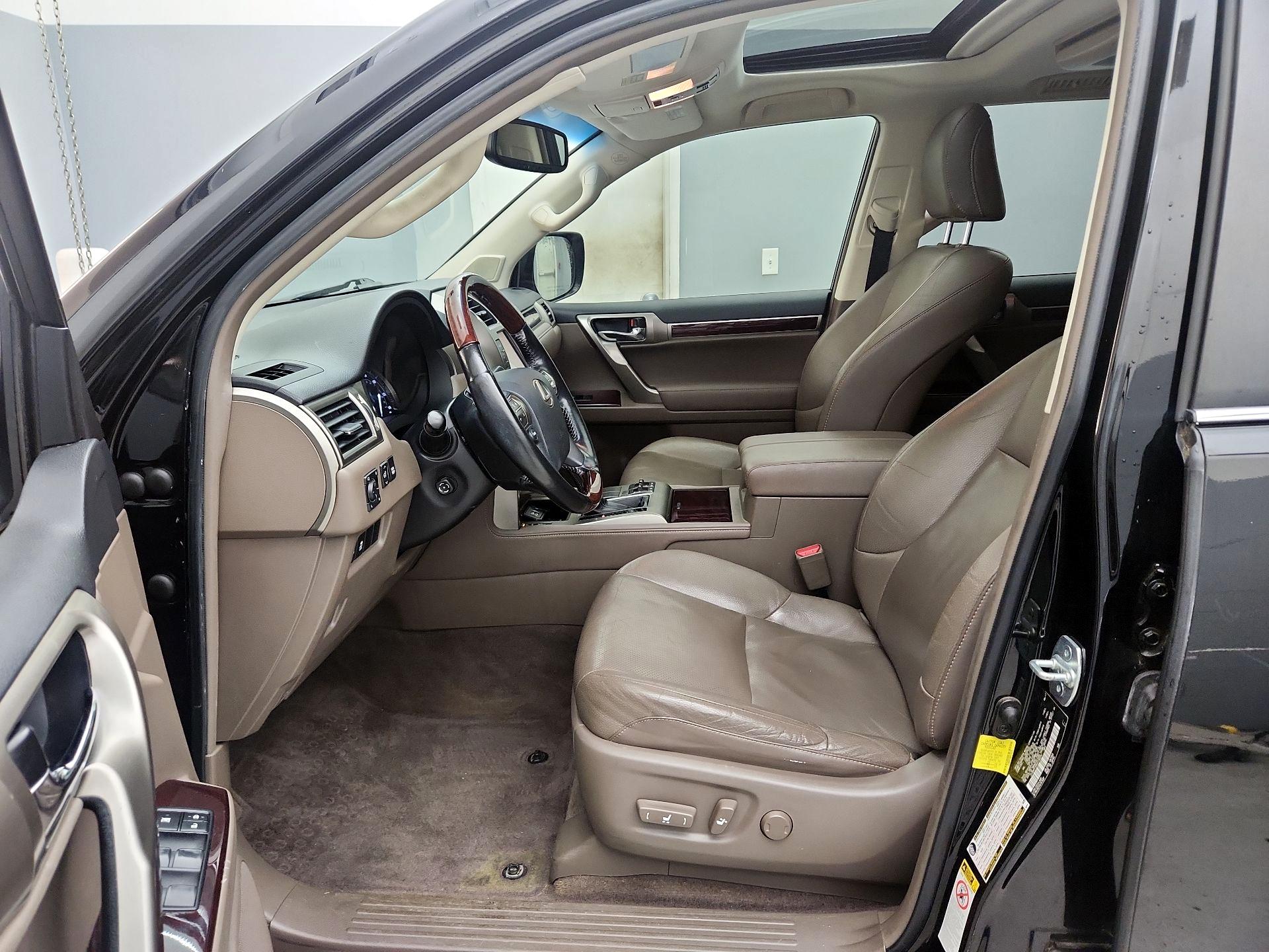 Thumbnail: 2017 Lexus GX - 11