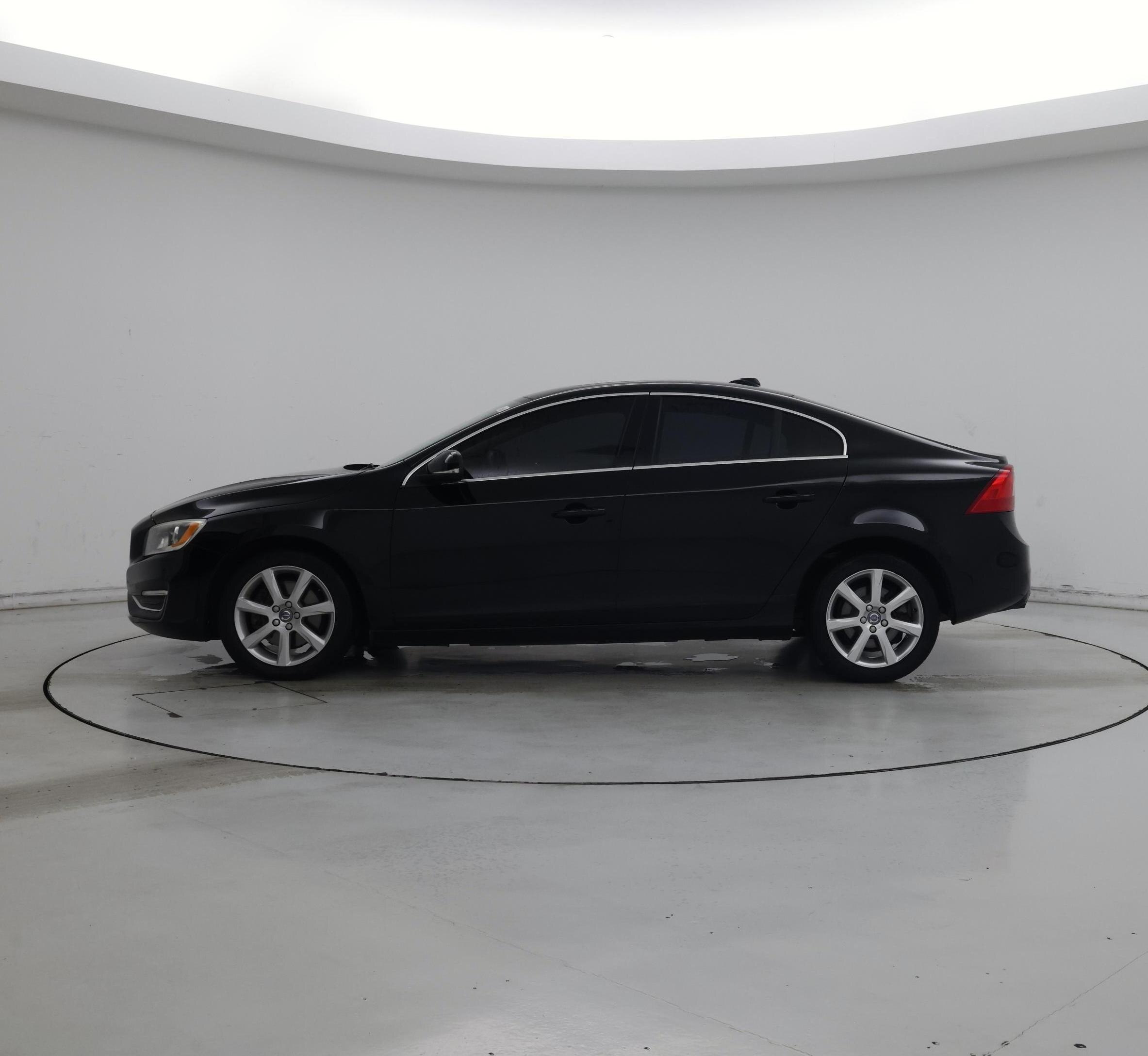 Thumbnail: 2016 Volvo S60 - 3