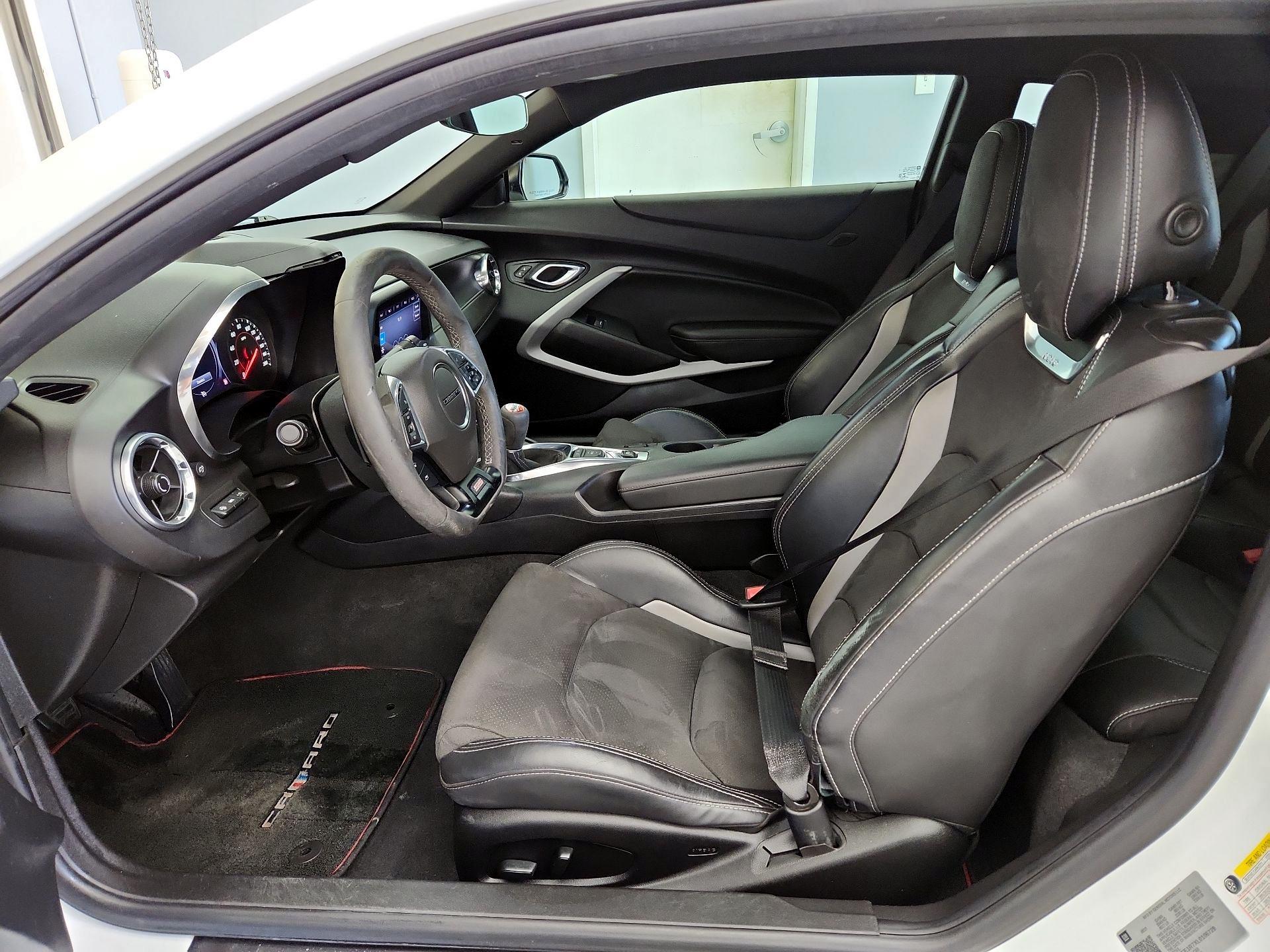 Thumbnail: 2020 Chevrolet Camaro - 11