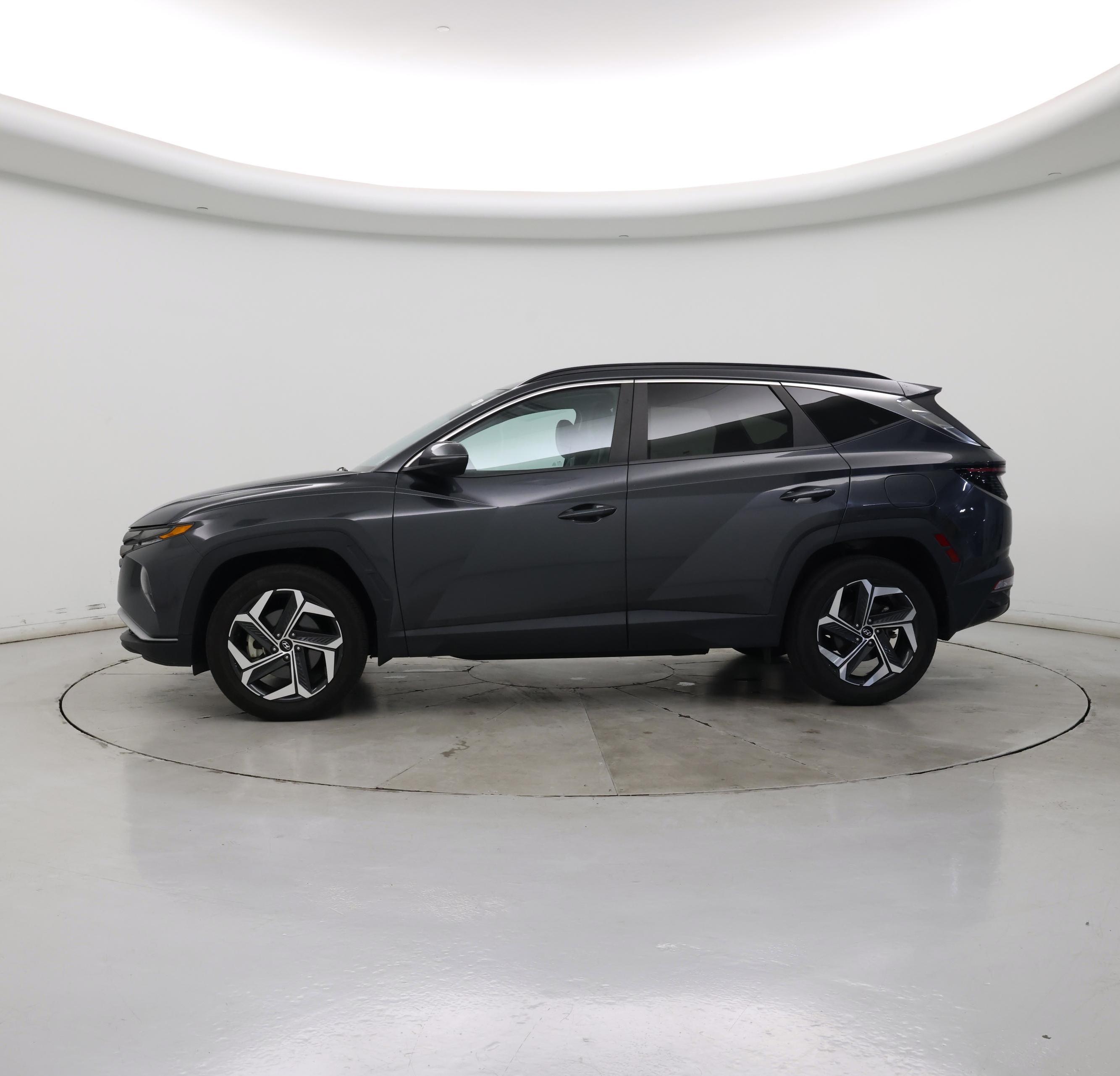 Thumbnail: 2022 Hyundai Tucson - 3