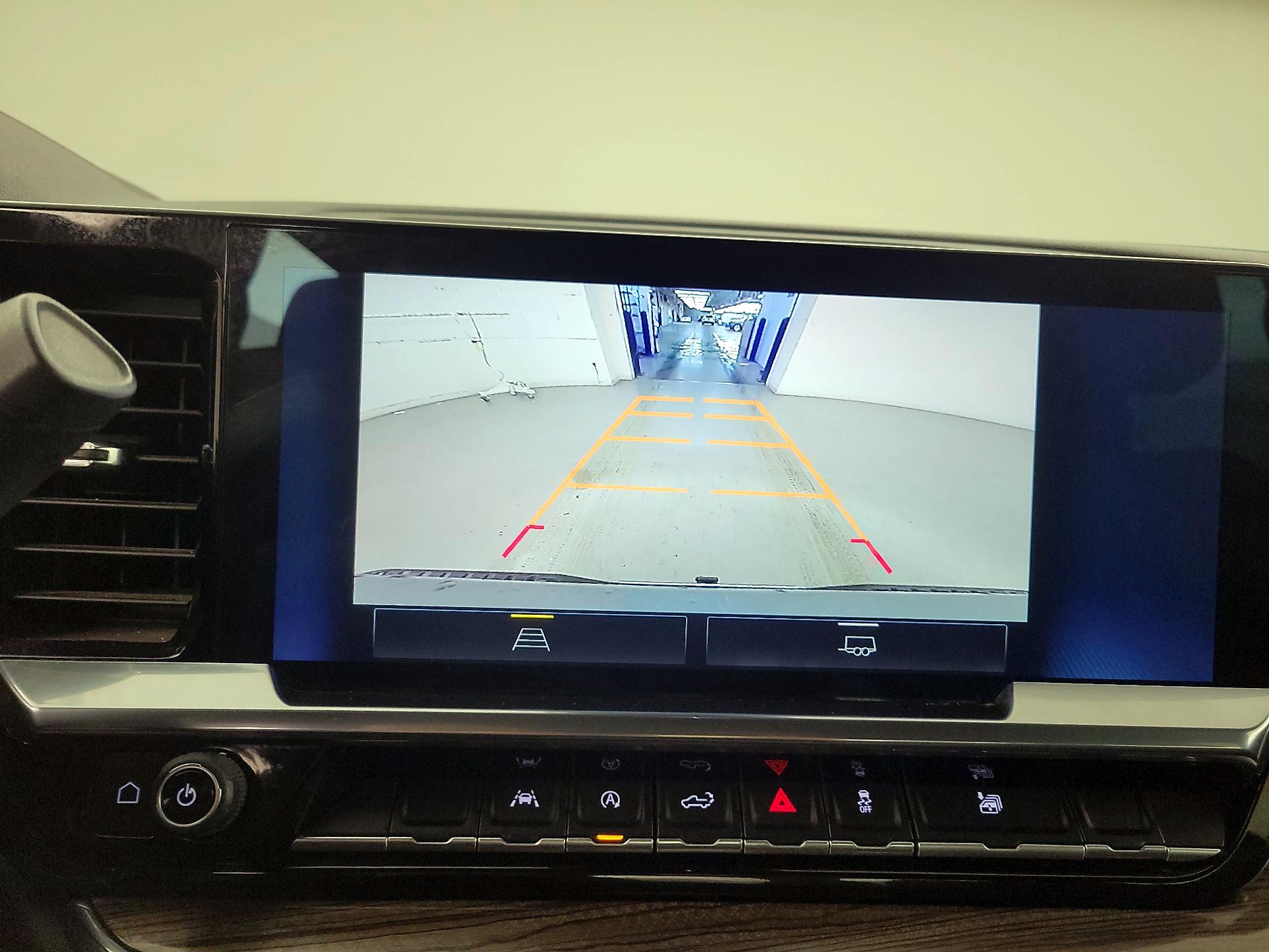 Thumbnail: 2023 Chevrolet Silverado 1500 - 14