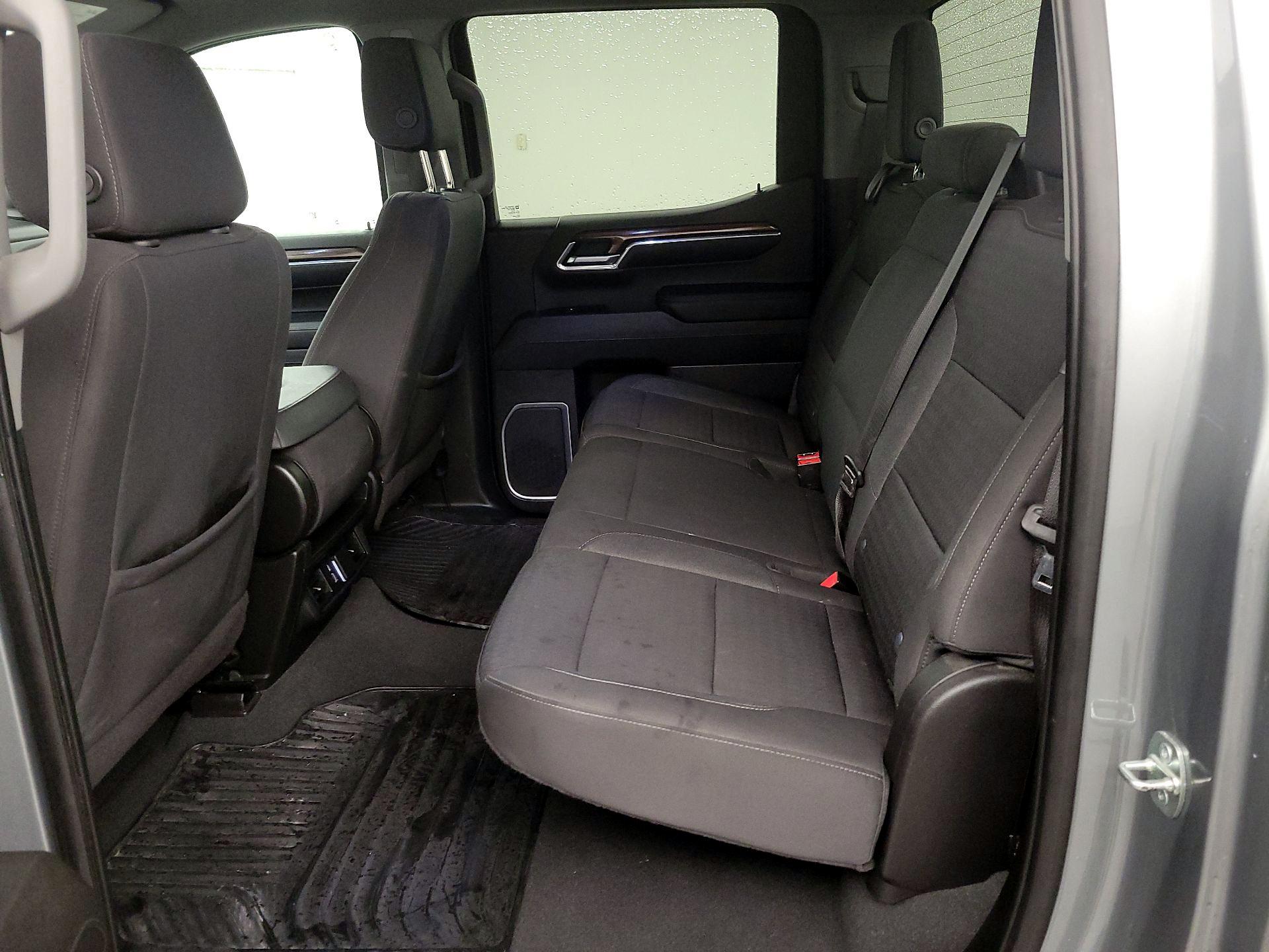 Thumbnail: 2023 Chevrolet Silverado 1500 - 19