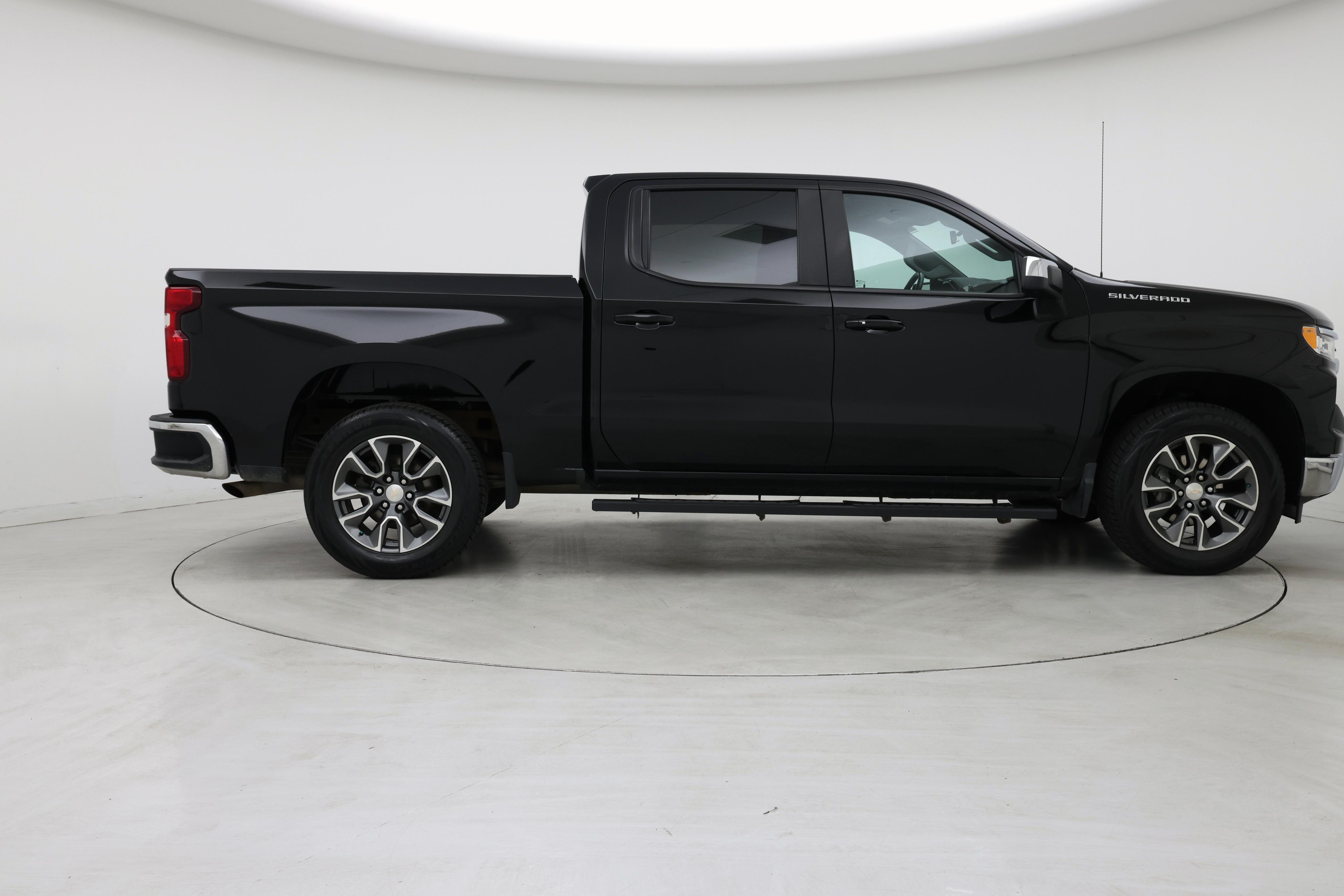 Thumbnail: 2023 Chevrolet Silverado 1500 - 7