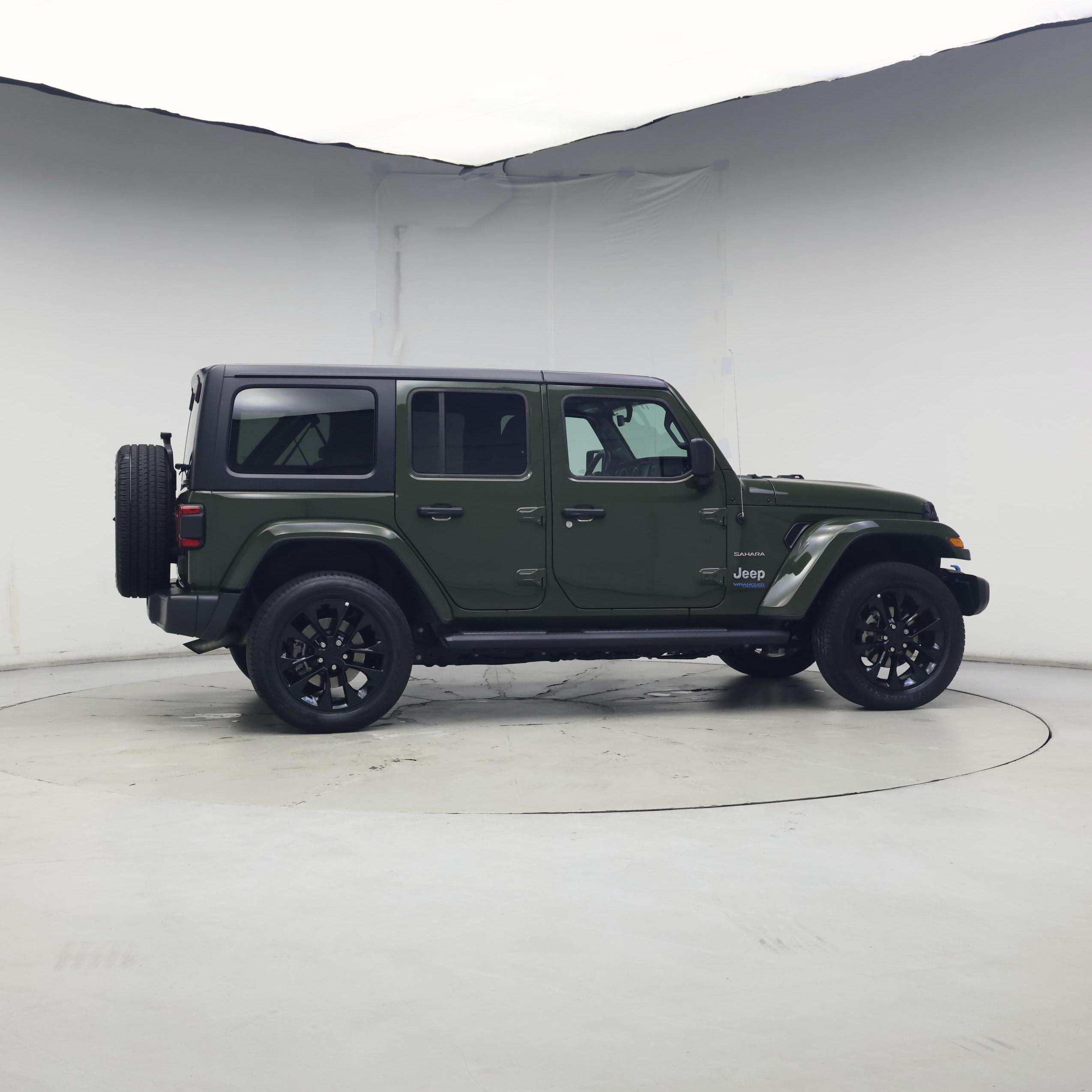 Thumbnail: 2022 Jeep Wrangler - 7