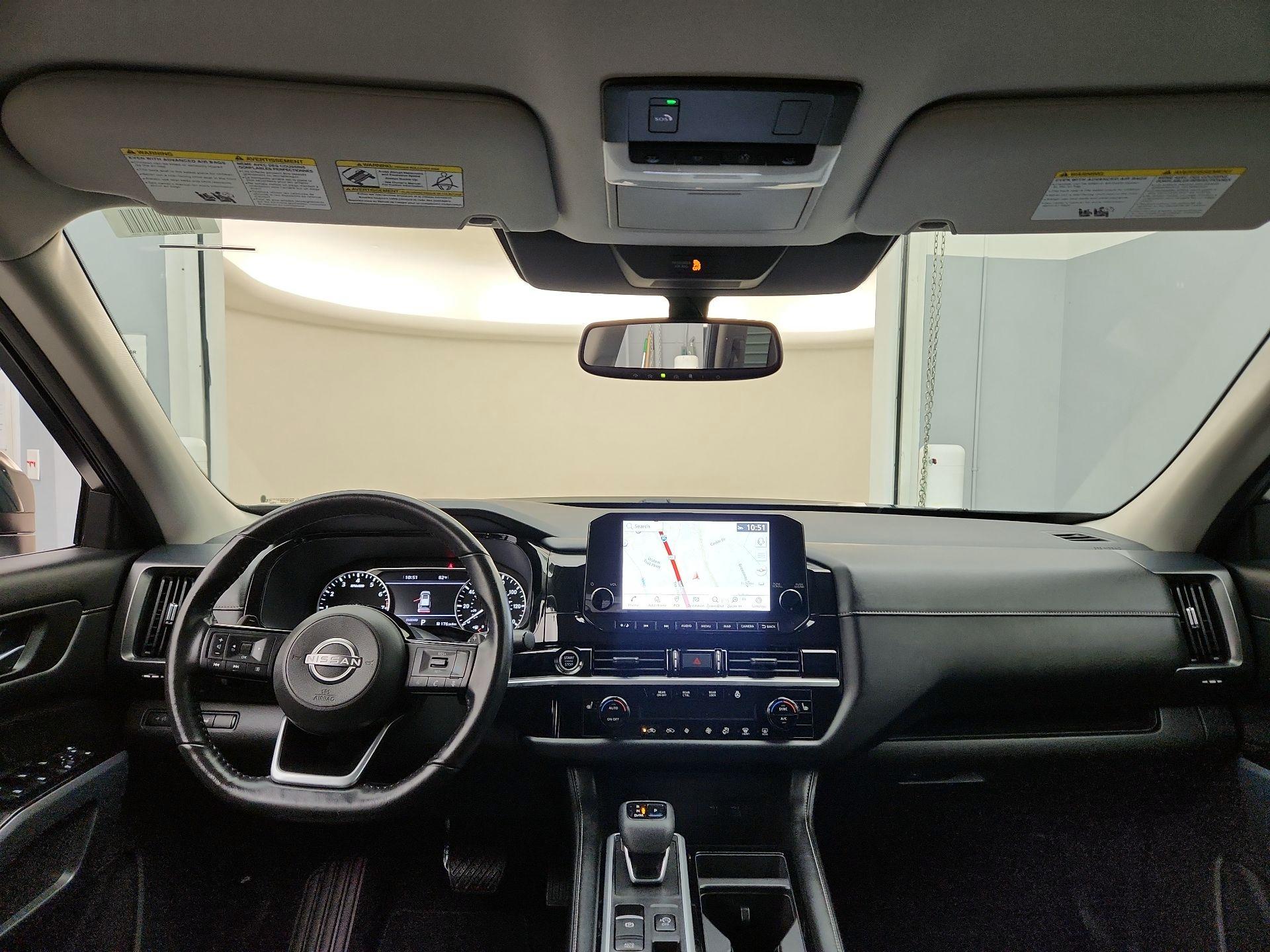 Thumbnail: 2022 Nissan Pathfinder - 9