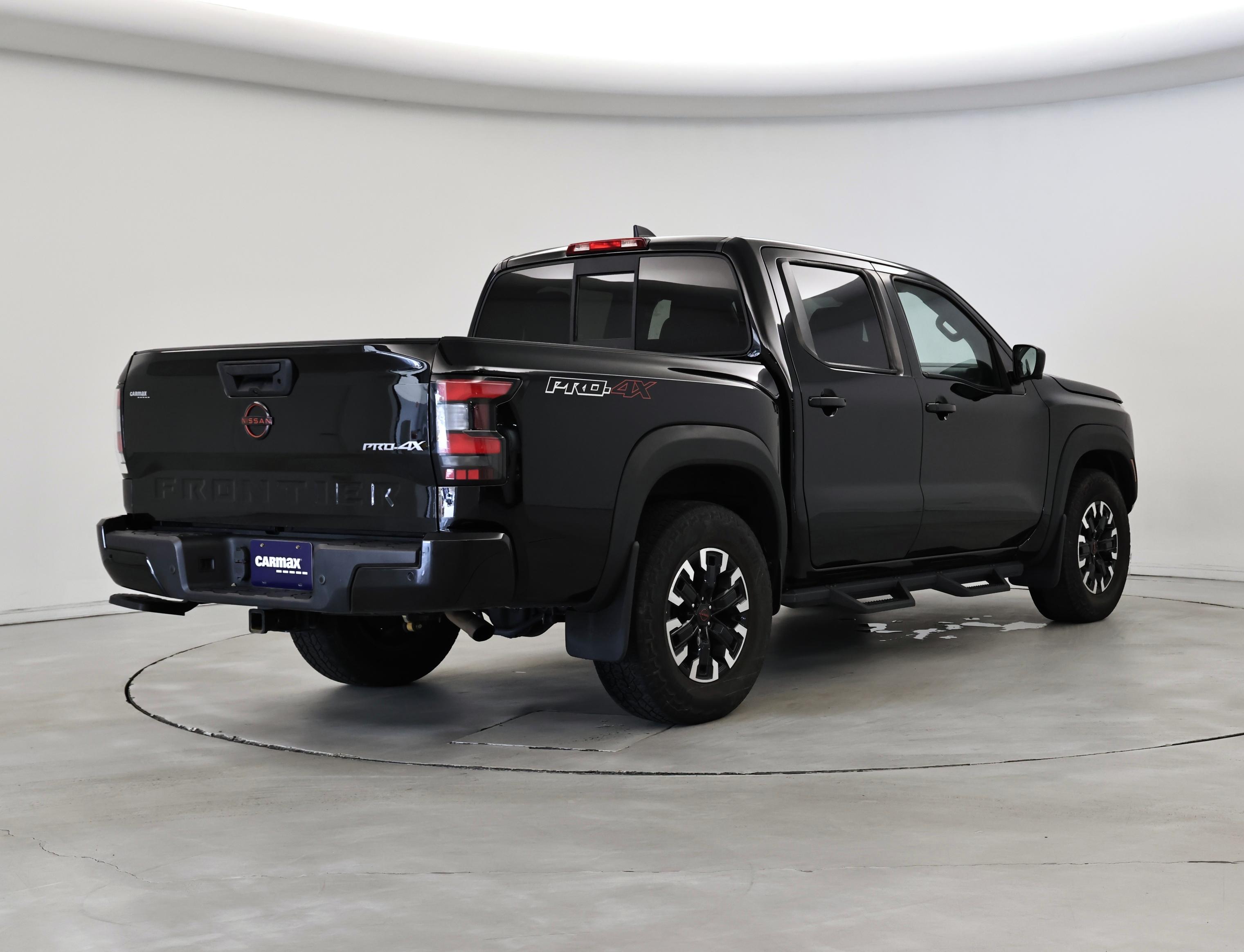 Thumbnail: 2022 Nissan Frontier - 8
