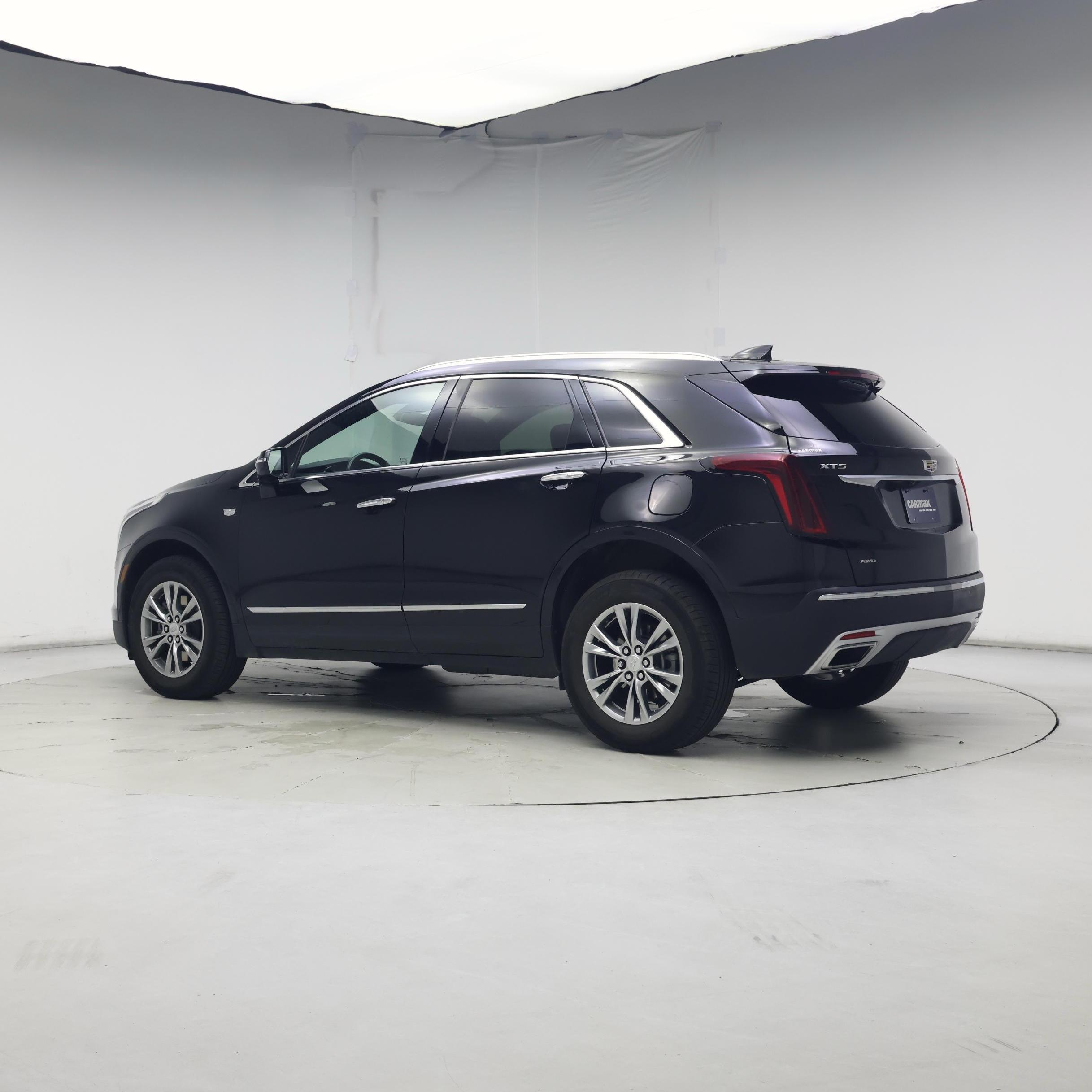 Thumbnail: 2023 Cadillac XT5 - 2