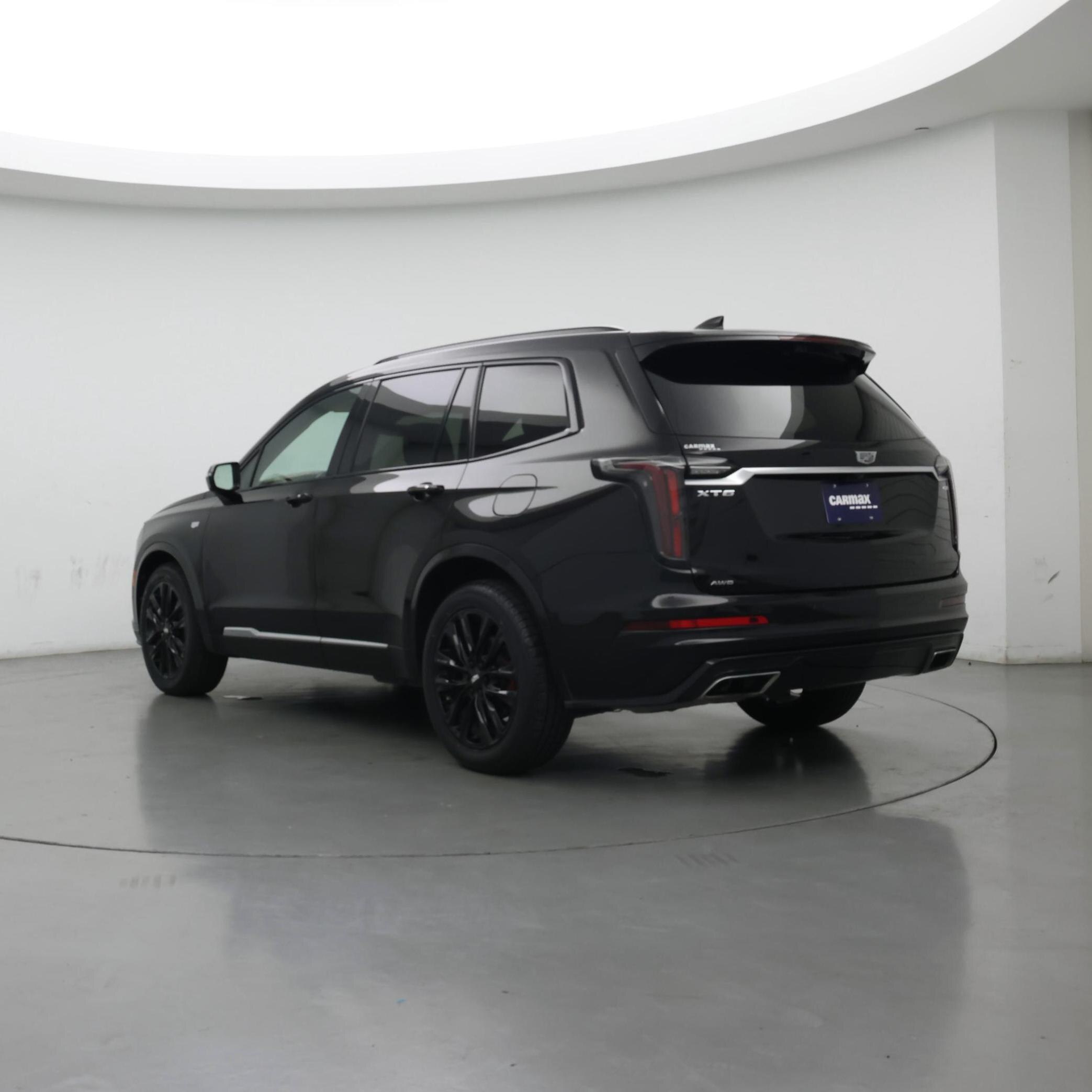Thumbnail: 2022 Cadillac XT6 - 2