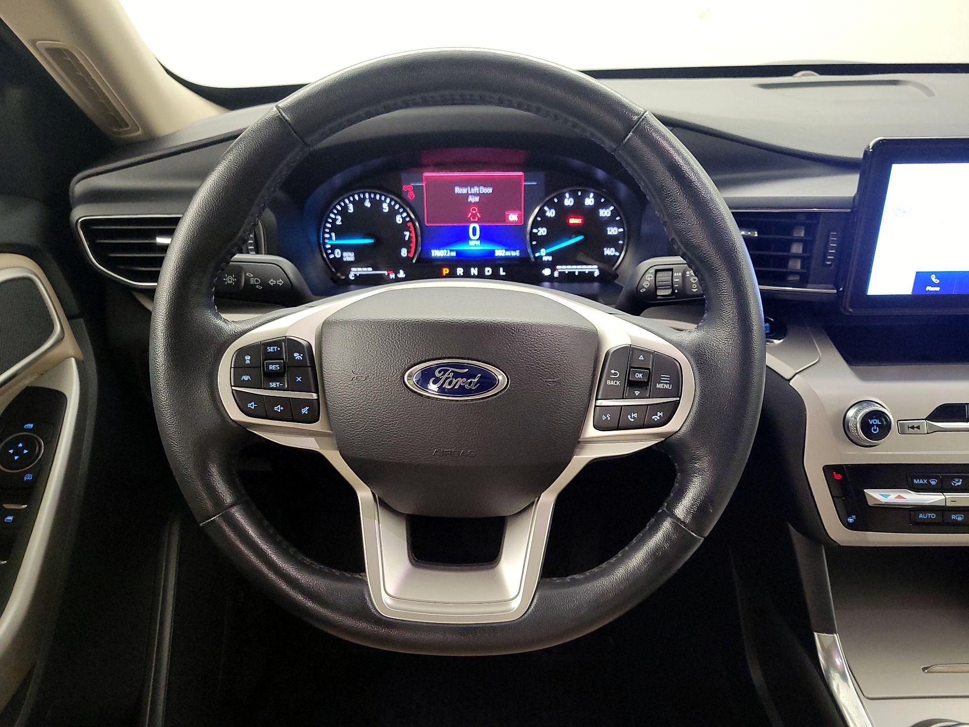 Thumbnail: 2022 Ford Explorer - 10
