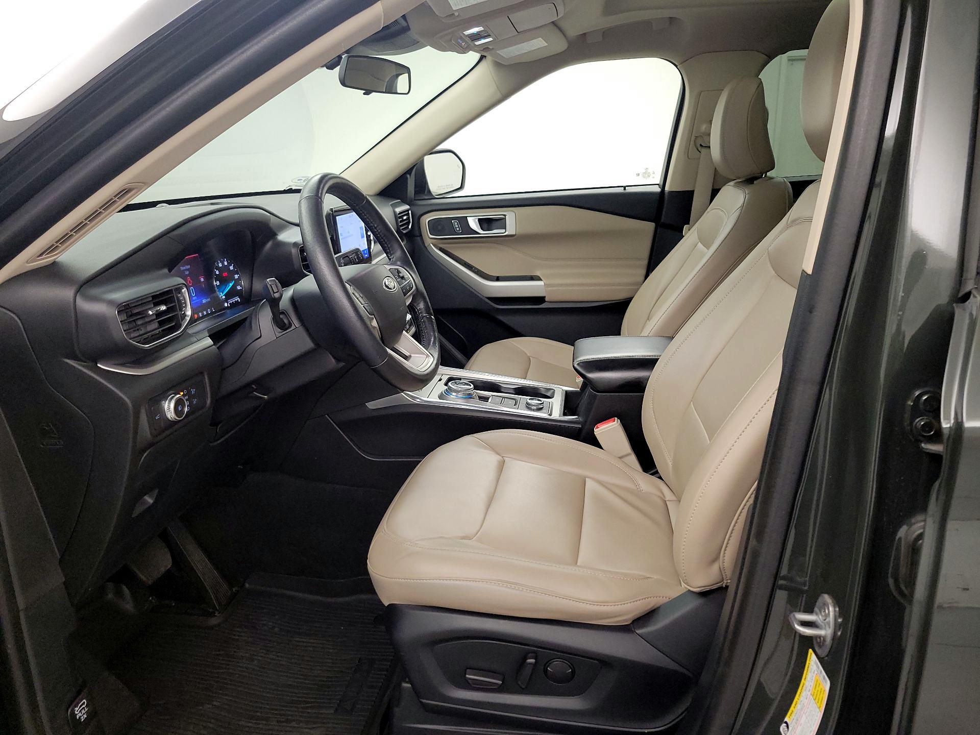 Thumbnail: 2022 Ford Explorer - 11