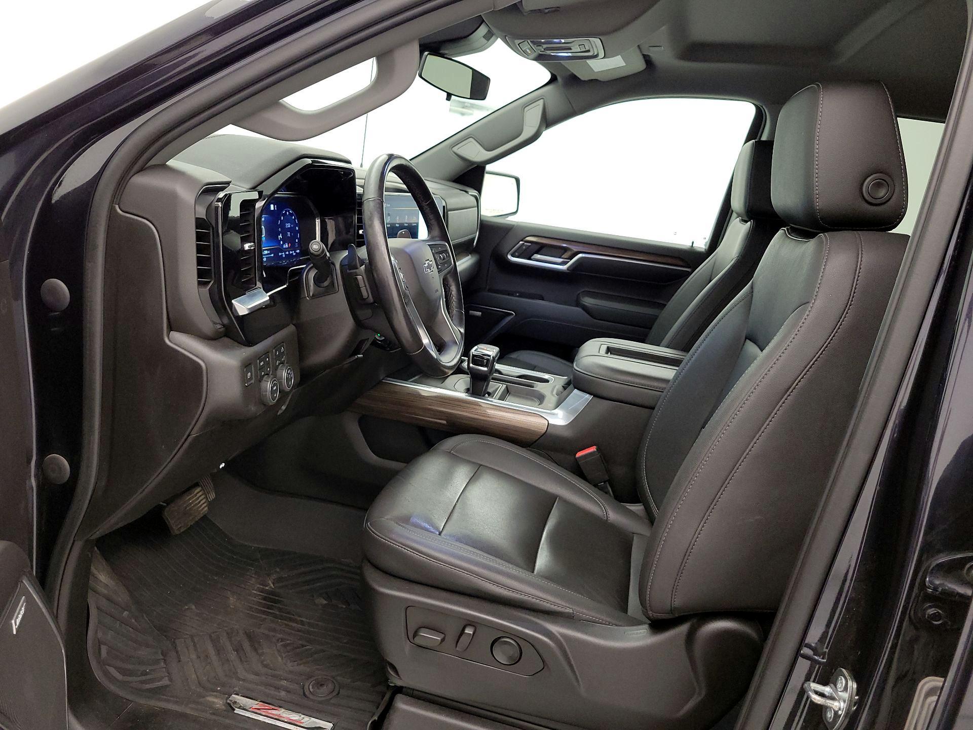 Thumbnail: 2022 Chevrolet Silverado 1500 - 11