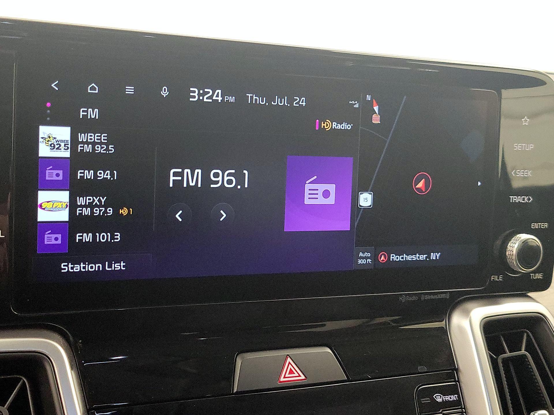 Thumbnail: 2022 Kia Sorento - 16