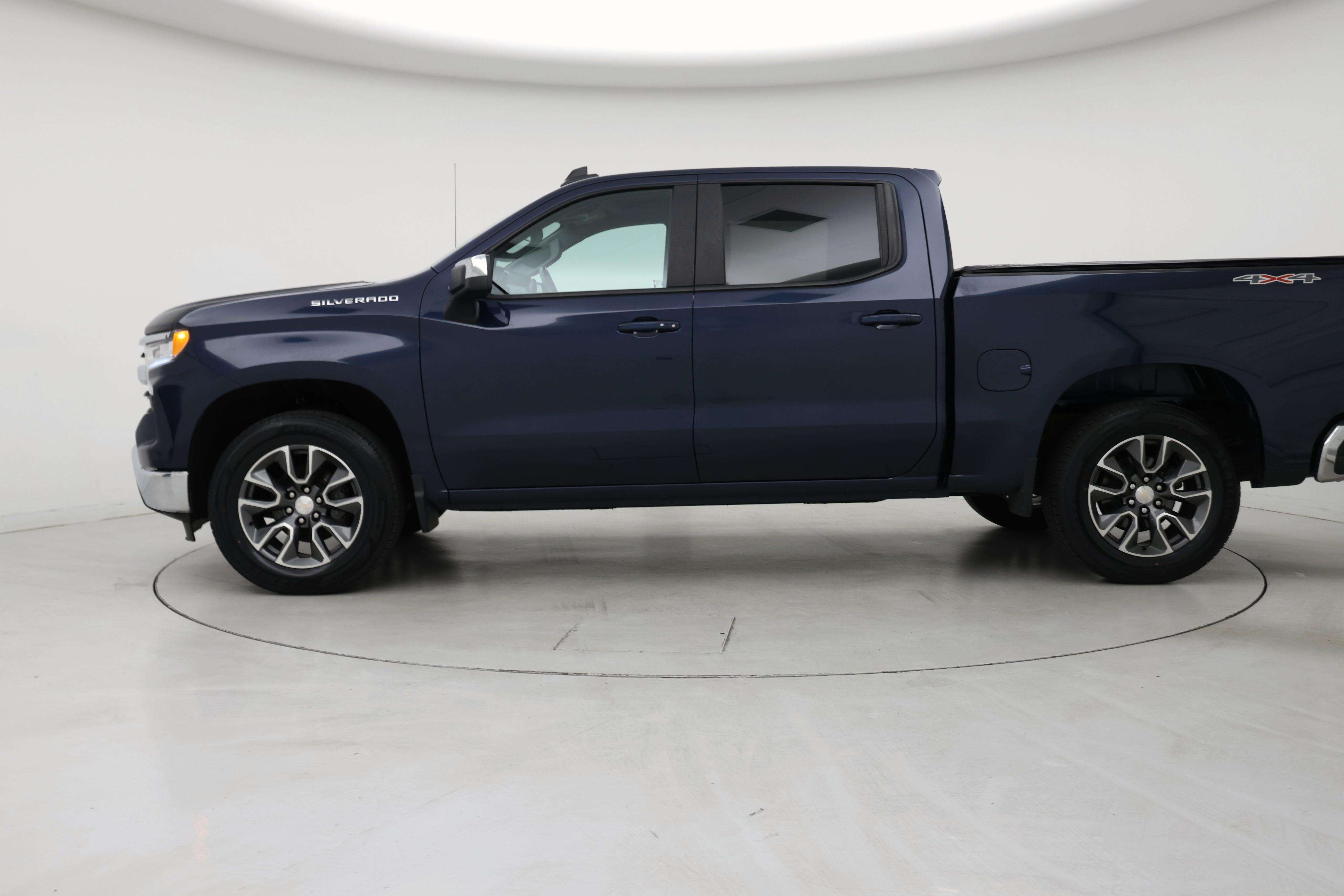 Thumbnail: 2022 Chevrolet Silverado 1500 - 3