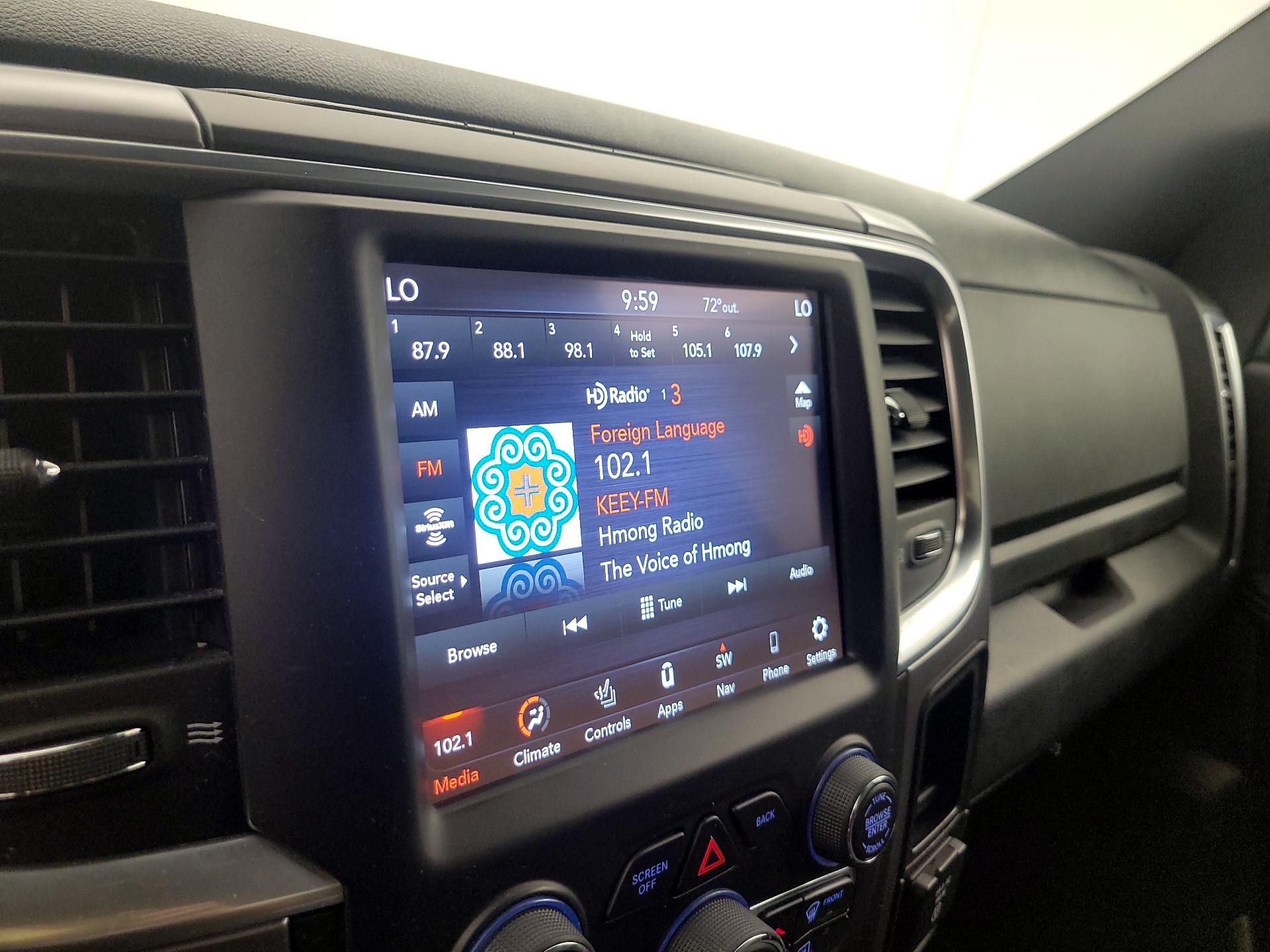 Thumbnail: 2022 RAM 1500 Classic - 16