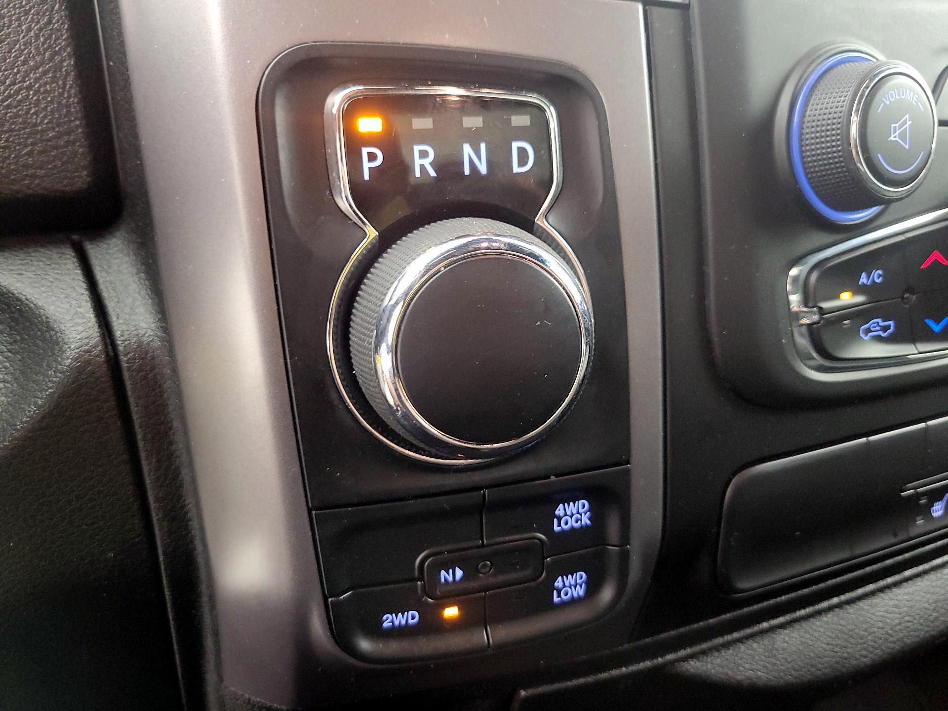 Thumbnail: 2022 RAM 1500 Classic - 18