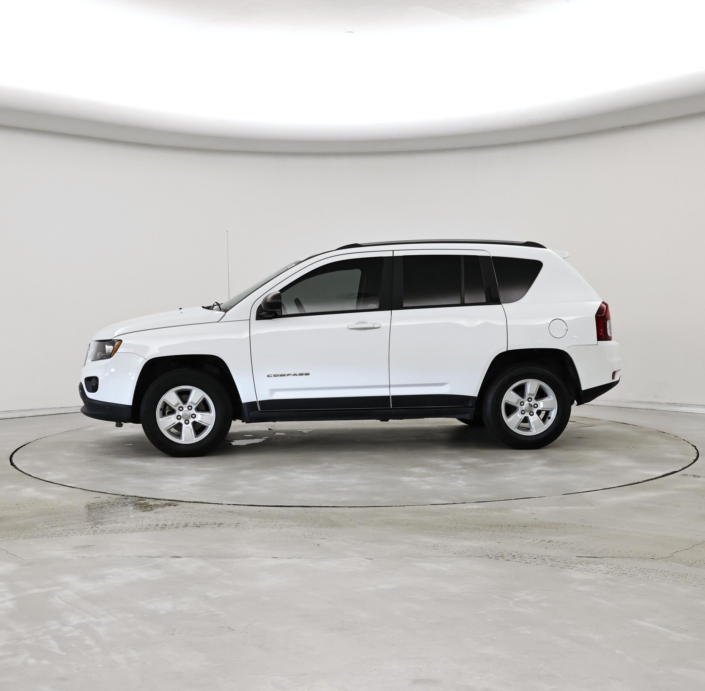 Thumbnail: 2016 Jeep Compass - 3