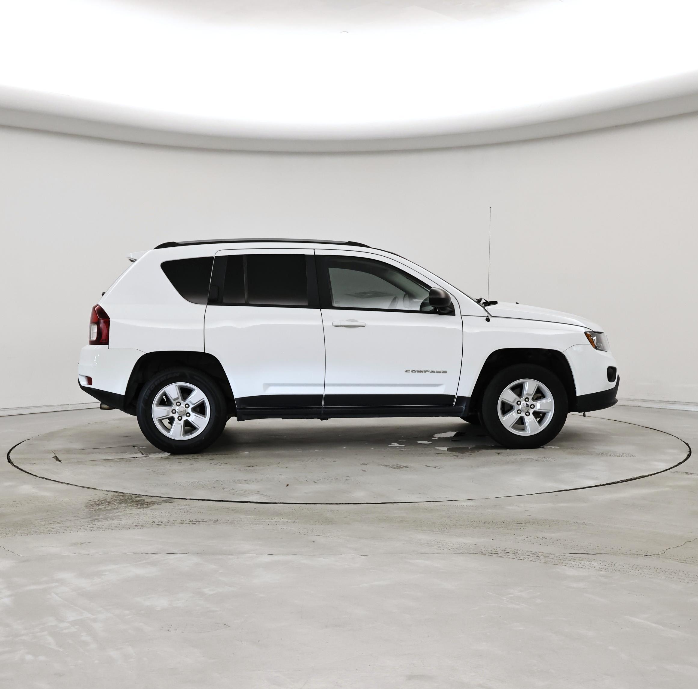 Thumbnail: 2016 Jeep Compass - 7