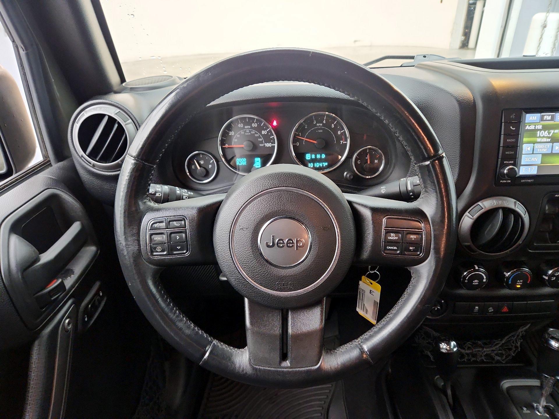 Thumbnail: 2016 Jeep Wrangler - 10