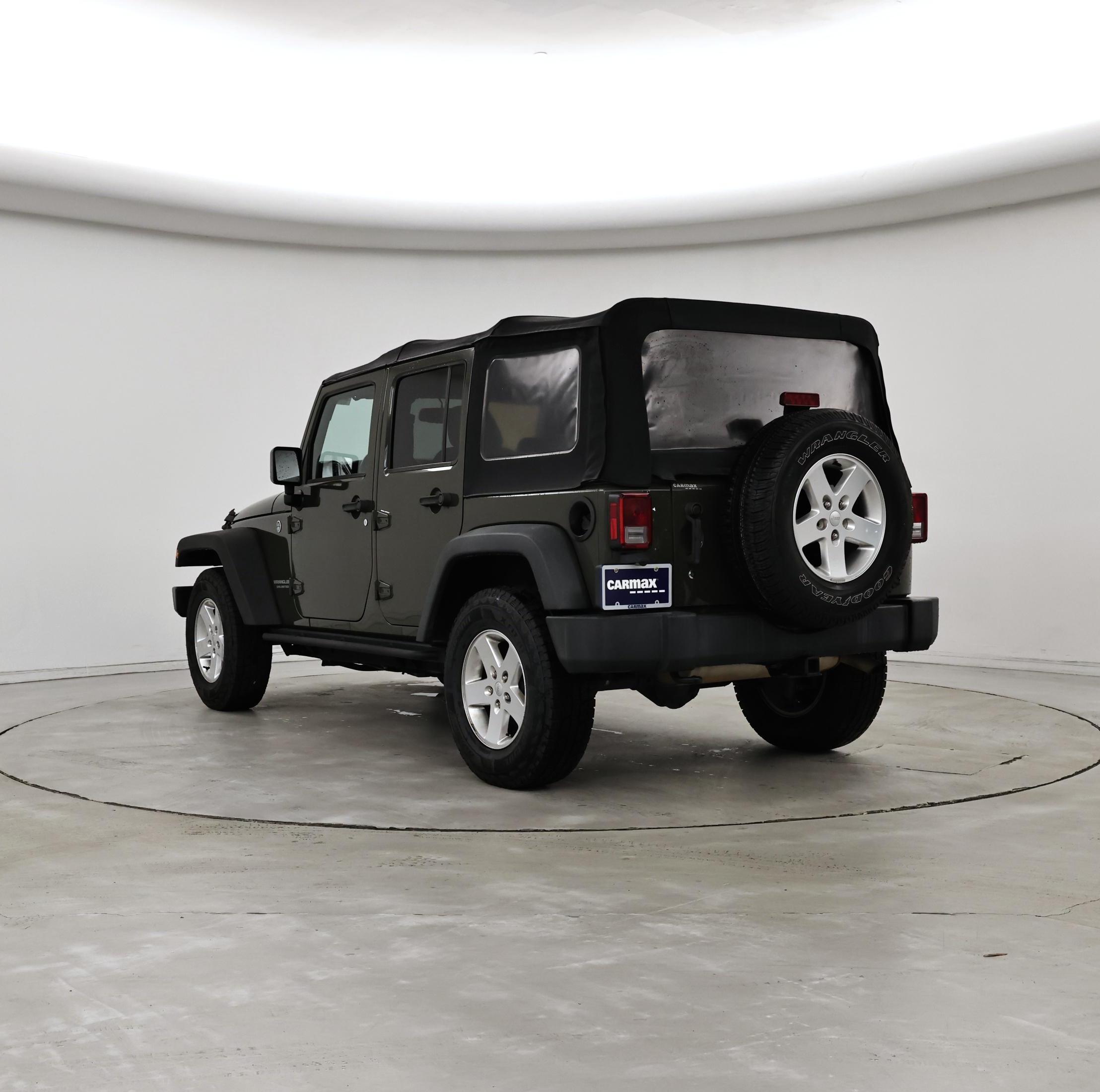 Thumbnail: 2016 Jeep Wrangler - 2