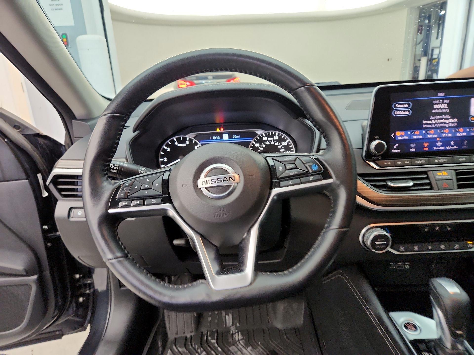 Thumbnail: 2020 Nissan Altima - 10