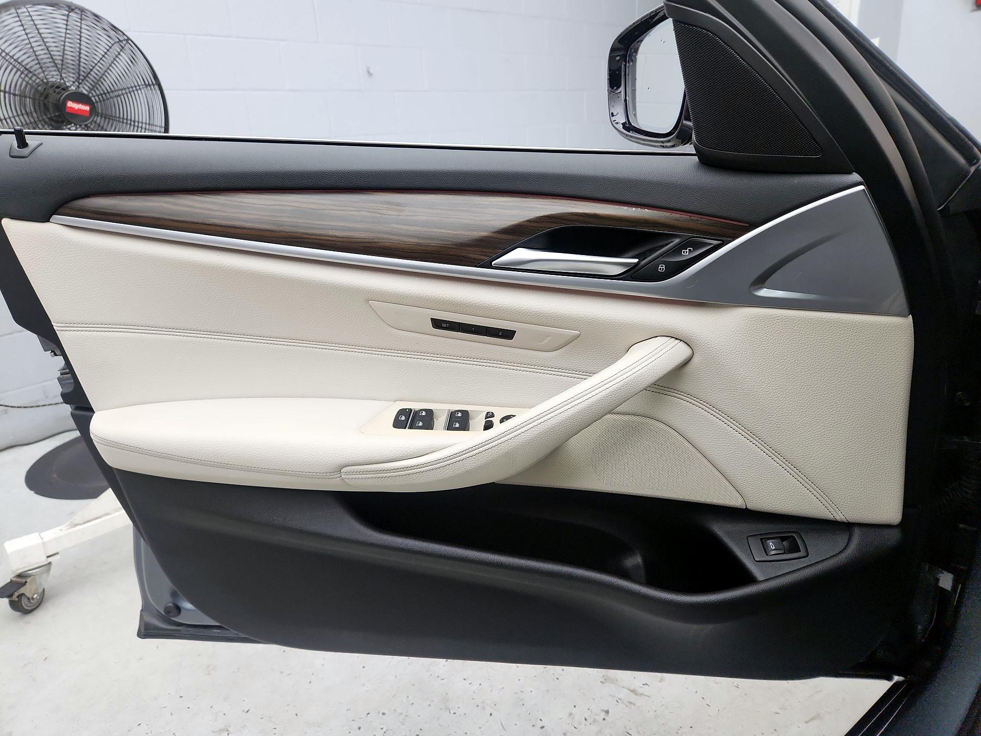 Thumbnail: 2019 BMW 5 Series - 12