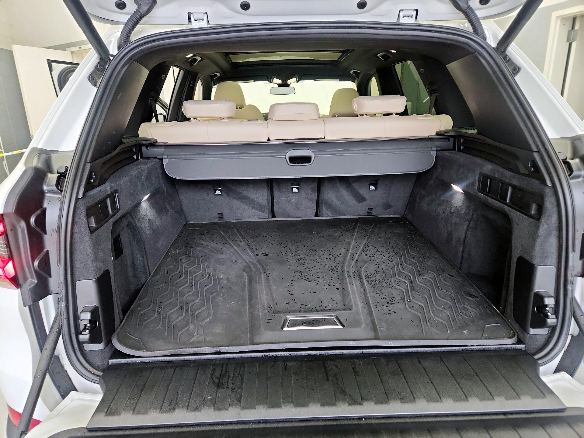 Thumbnail: 2021 BMW X5 - 20