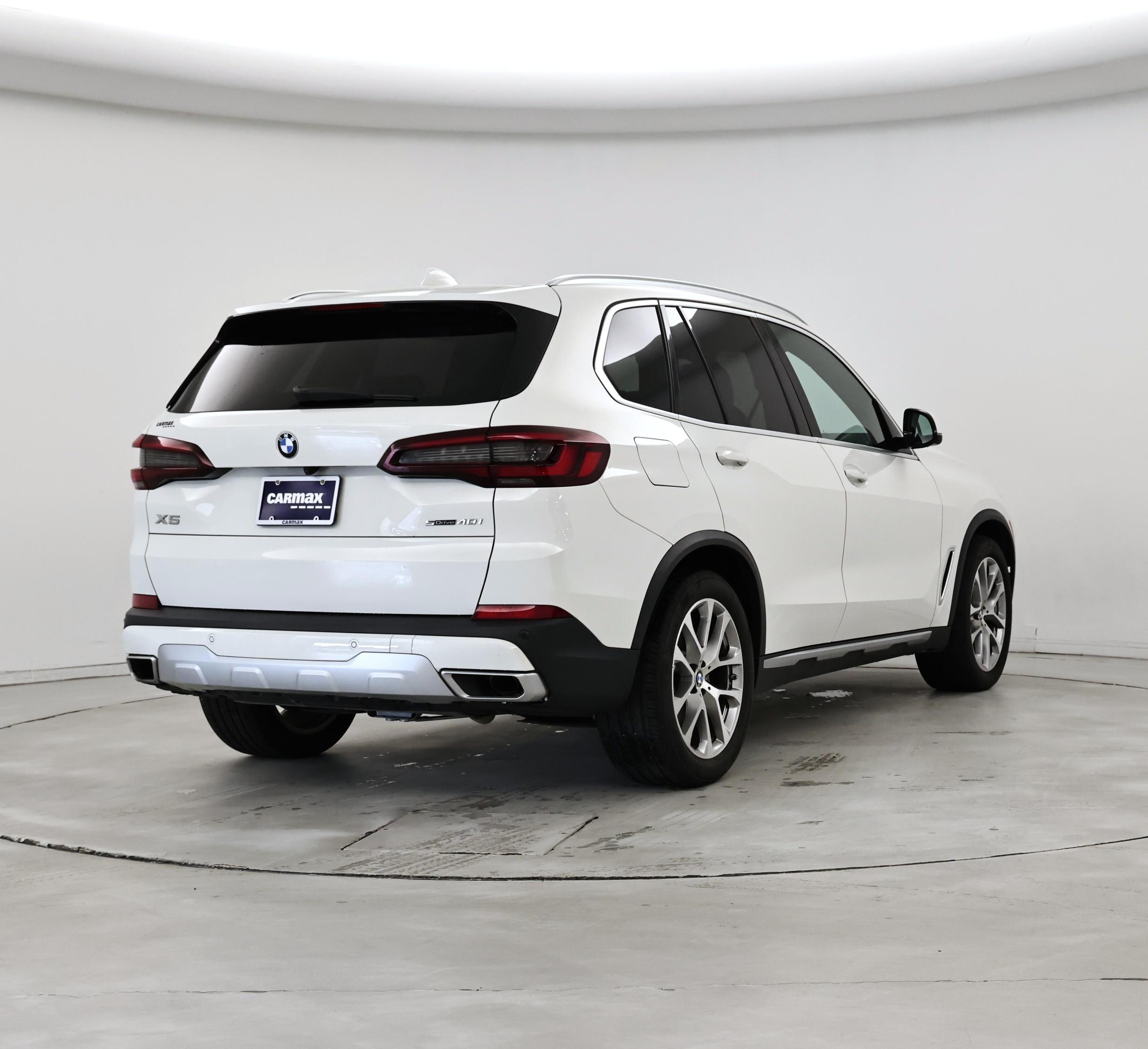 Thumbnail: 2021 BMW X5 - 8