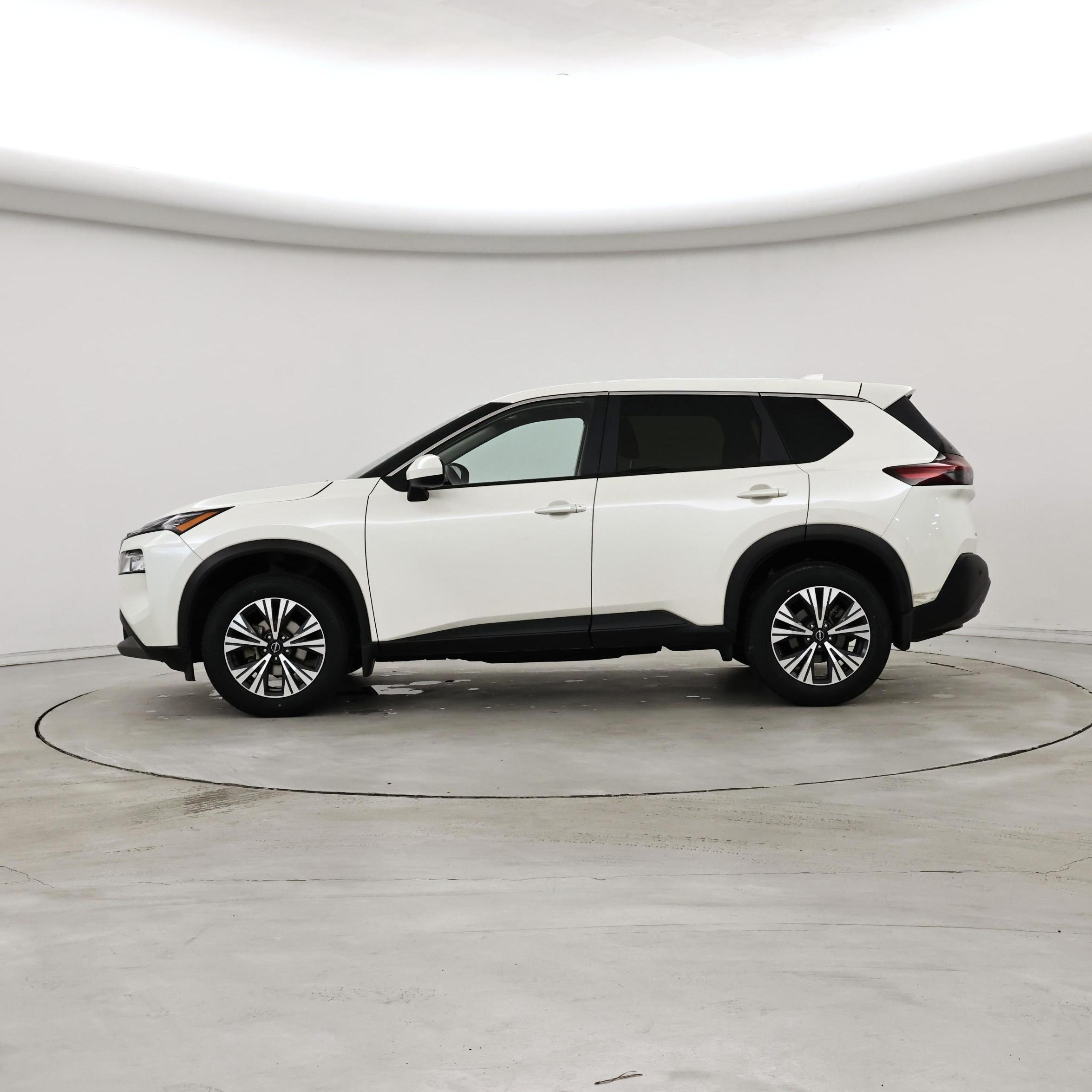 Thumbnail: 2023 Nissan Rogue - 3