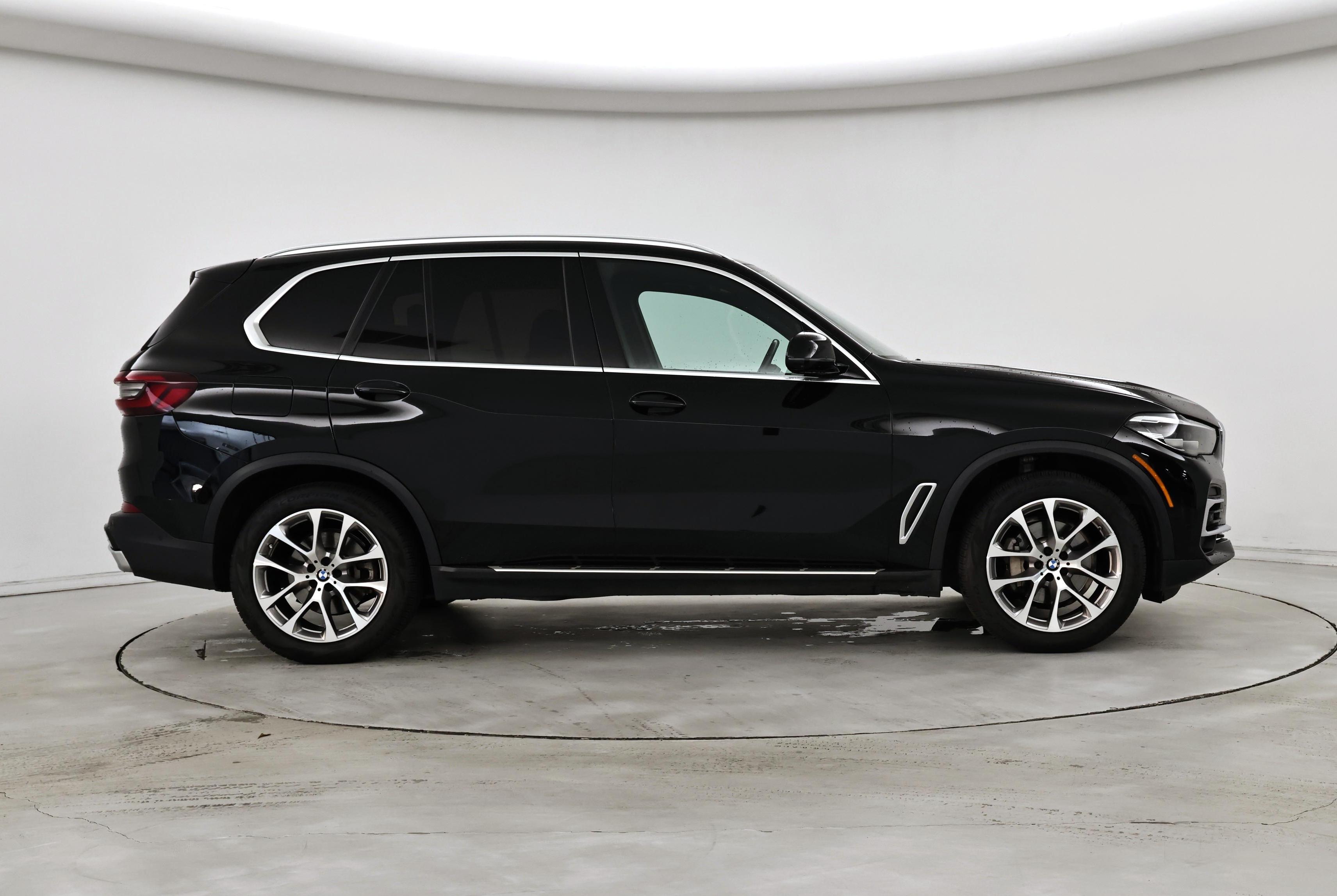Thumbnail: 2023 BMW X5 - 7