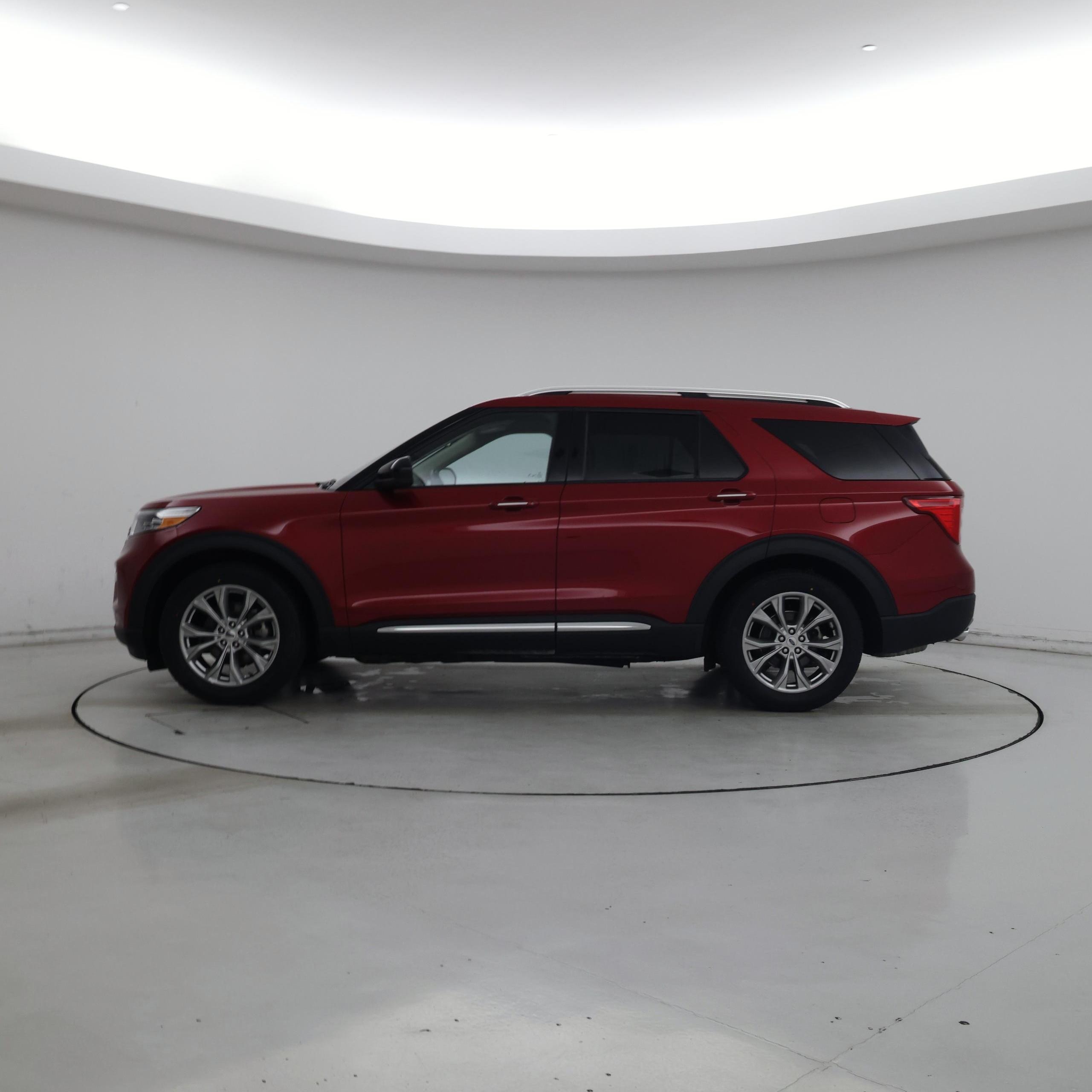 Thumbnail: 2023 Ford Explorer - 3
