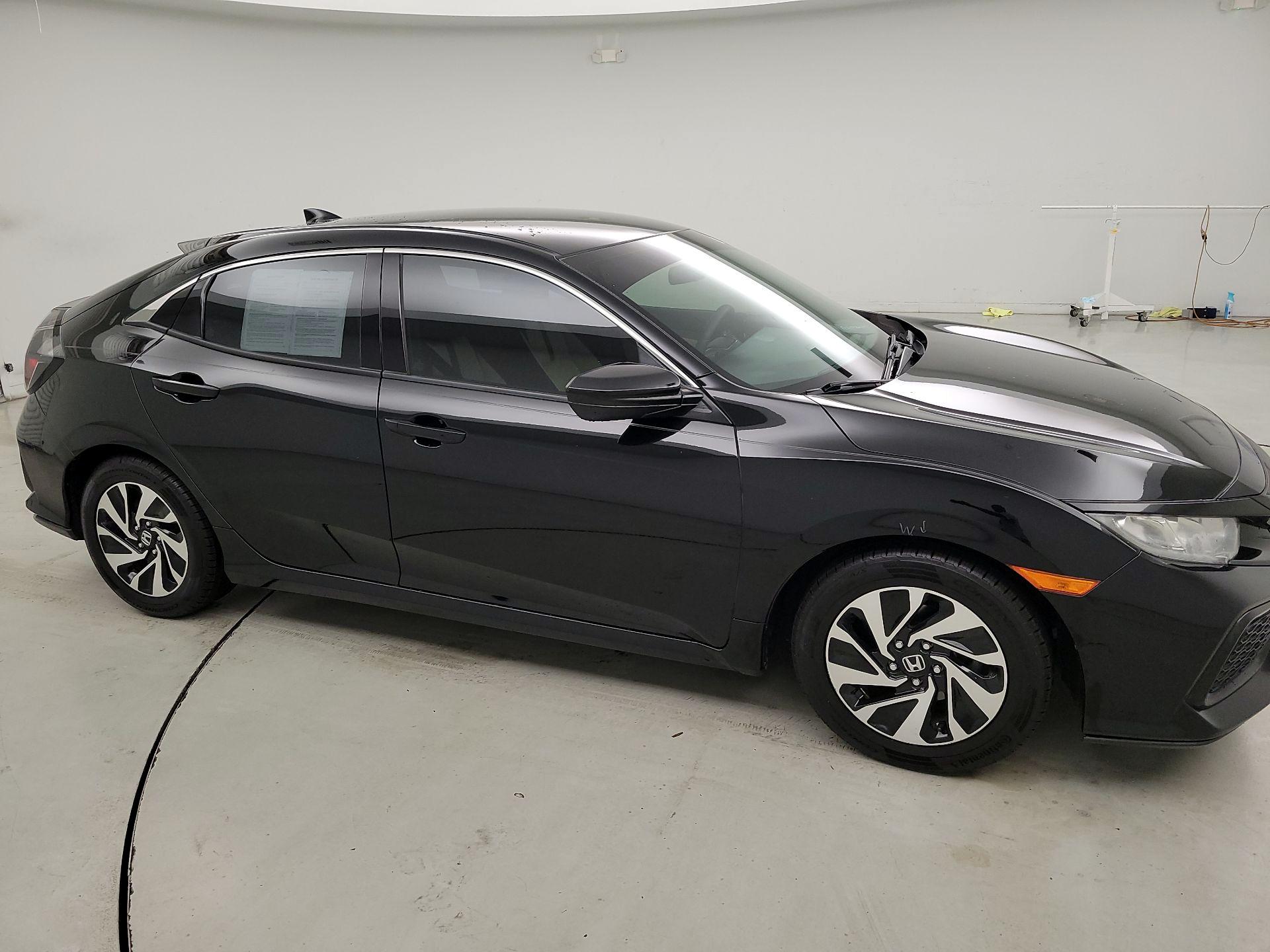 Thumbnail: 2017 Honda Civic - 4