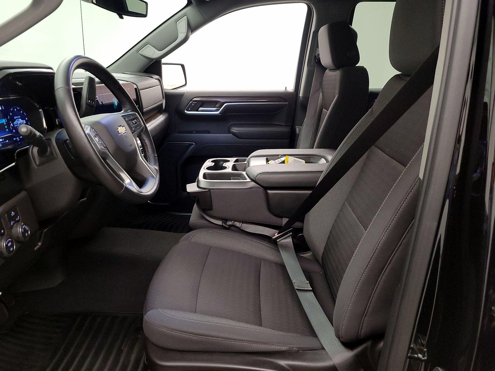 Thumbnail: 2022 Chevrolet Silverado 1500 - 11