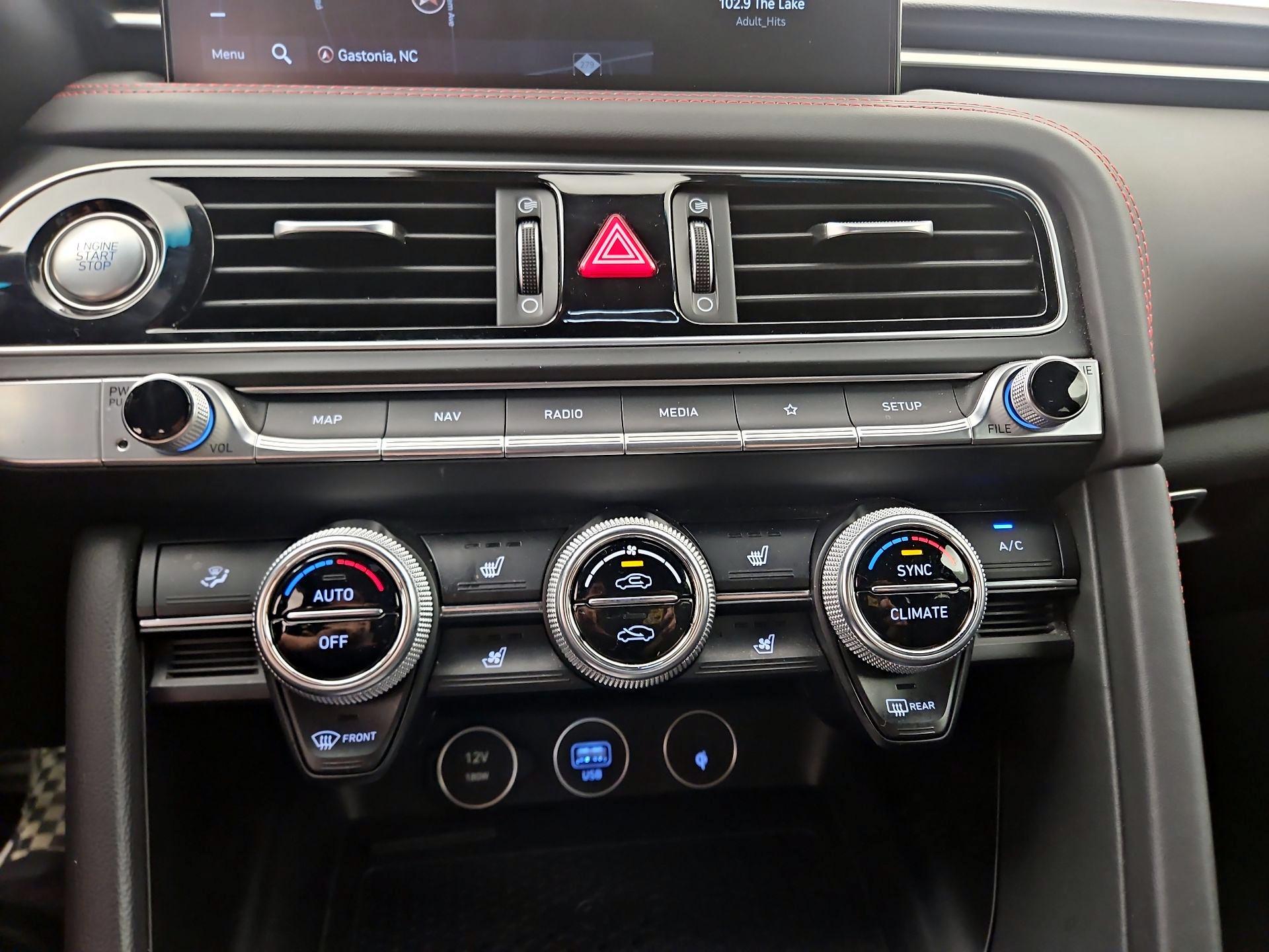 Thumbnail: 2023 Genesis G70 - 17