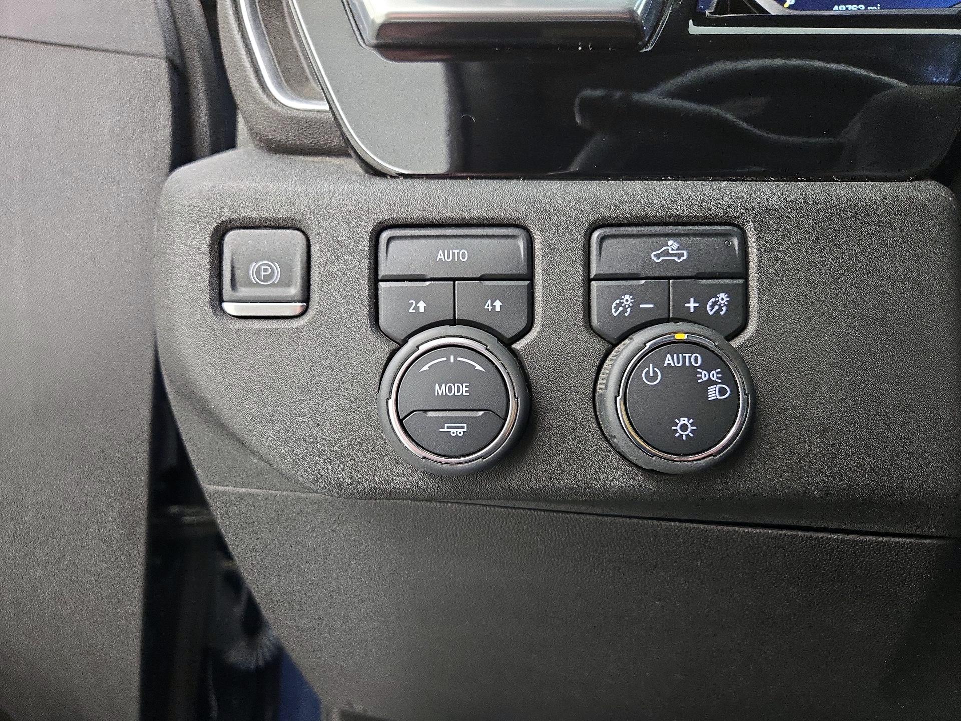 Thumbnail: 2023 Chevrolet Silverado 1500 - 13